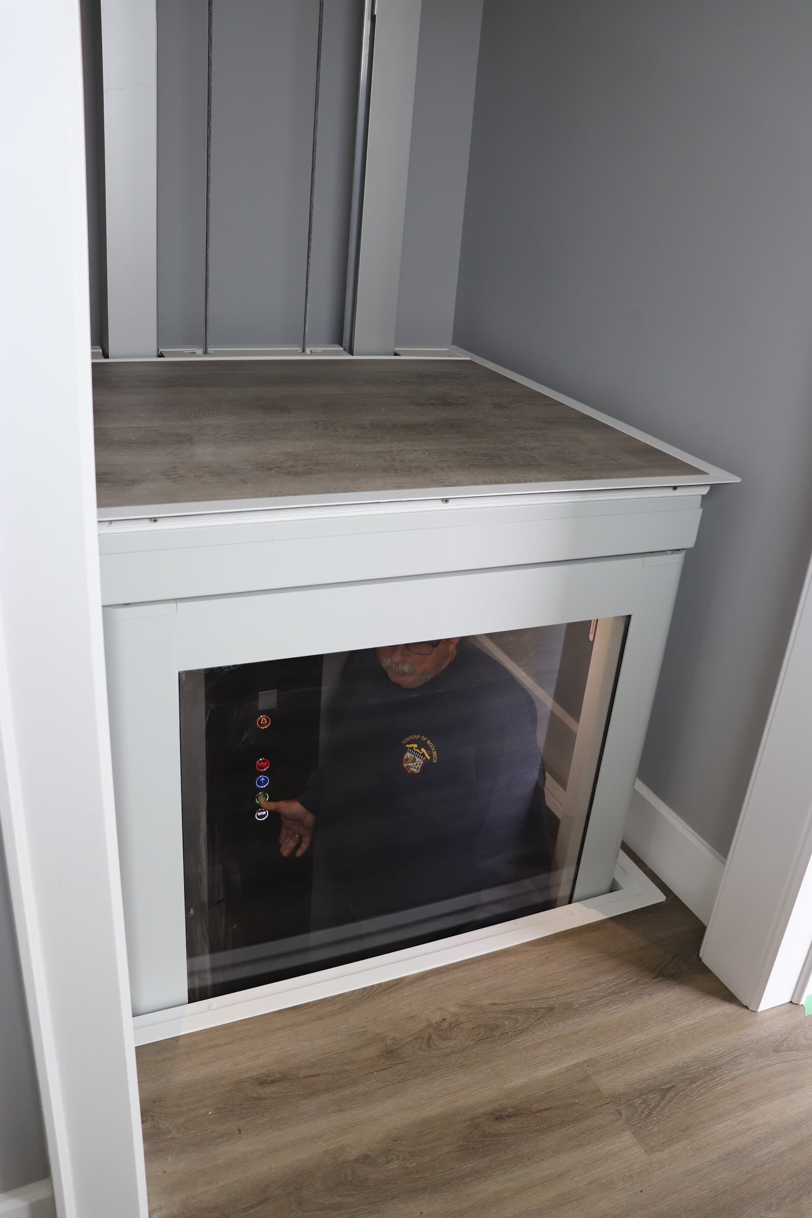 Homelifts by Cambridge Elevating – Shaftless Home Elevators photo 4