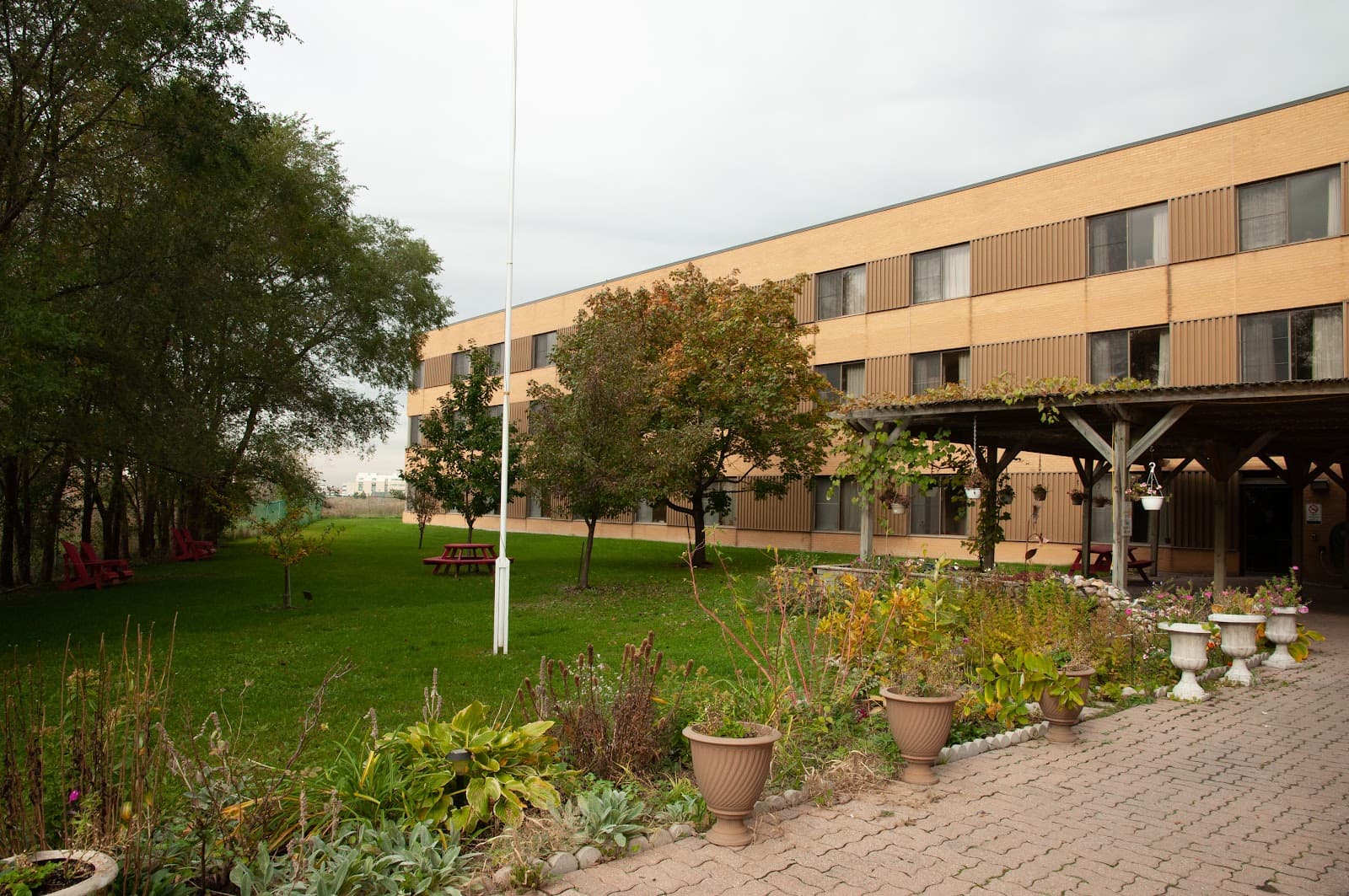 Humber Valley Terrace Long-Term Care Home photo 1 of 4