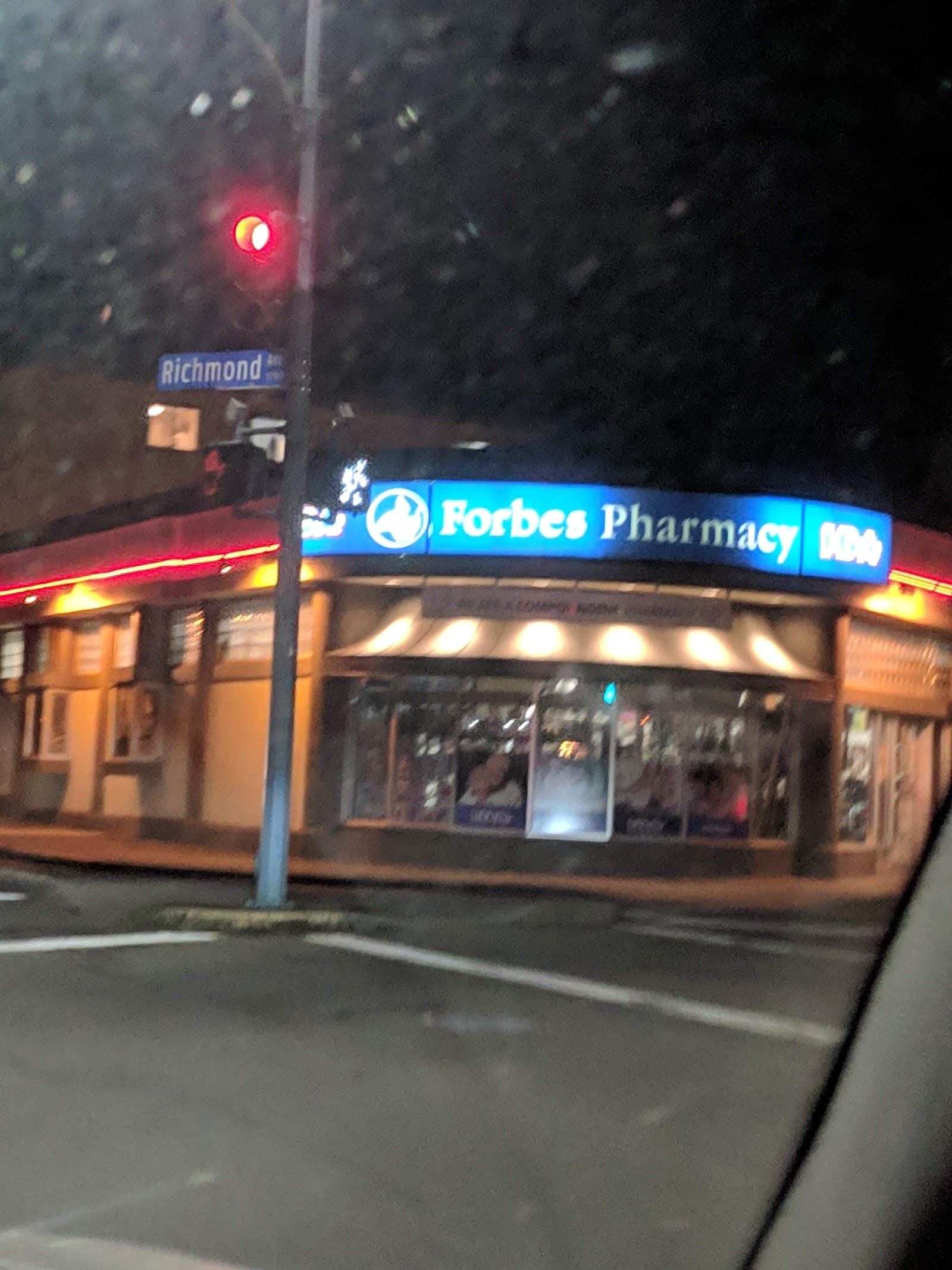I.D.A. Forbes Pharmacy - Fort Street photo 3