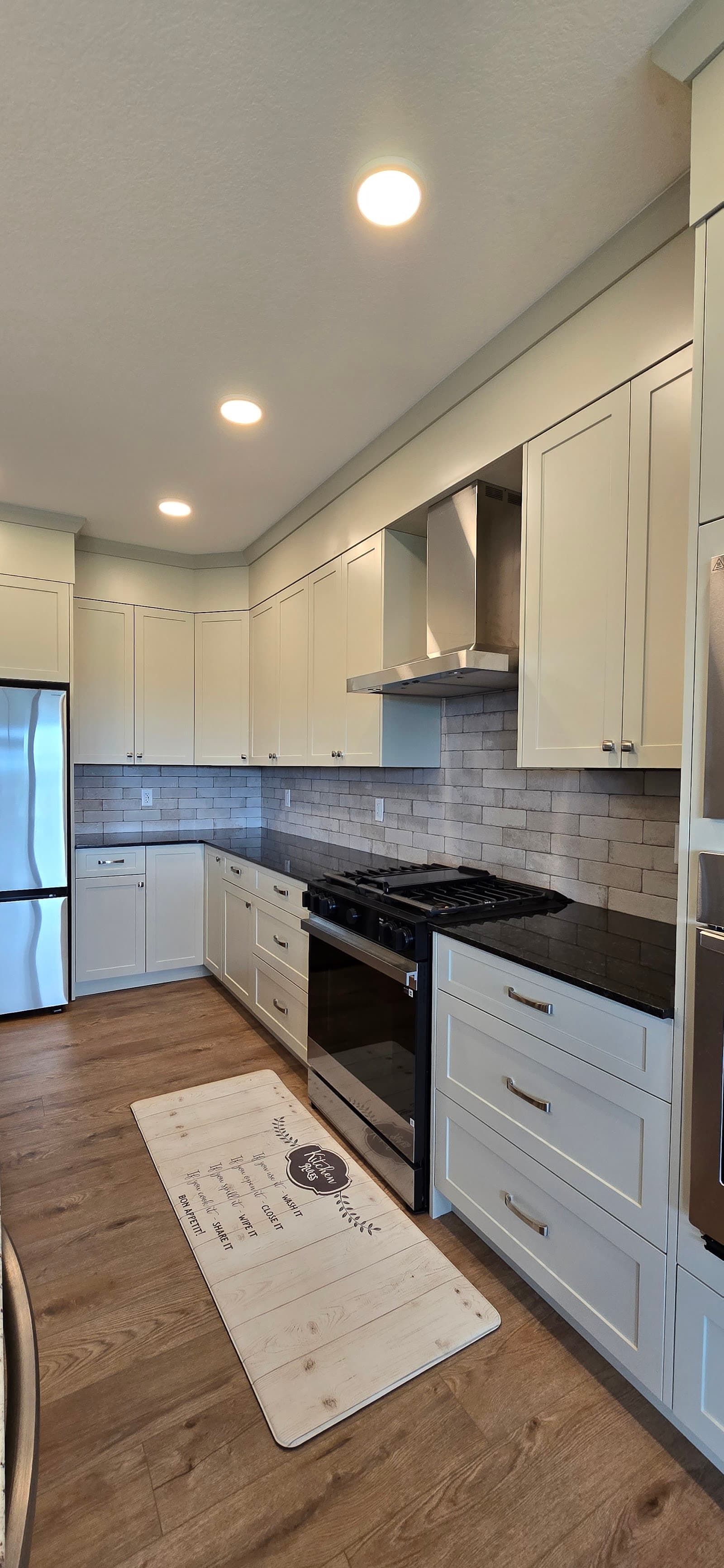 Ideal Renovations / RenoStar