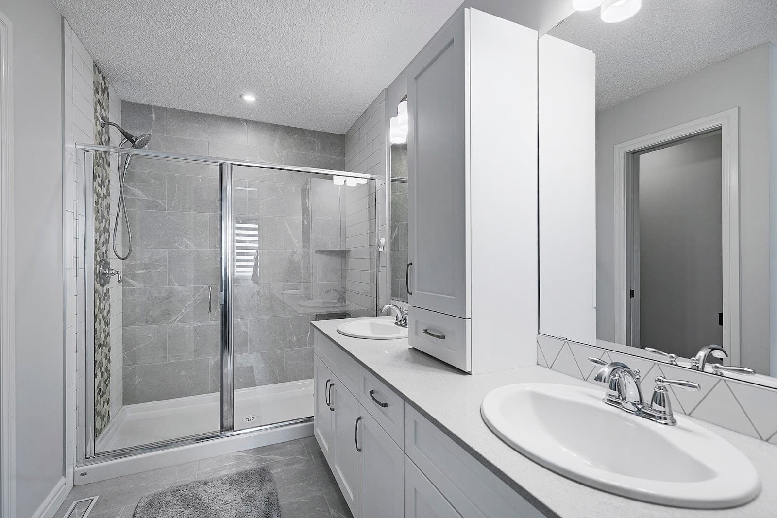 Ideal Renovations / RenoStar photo 1