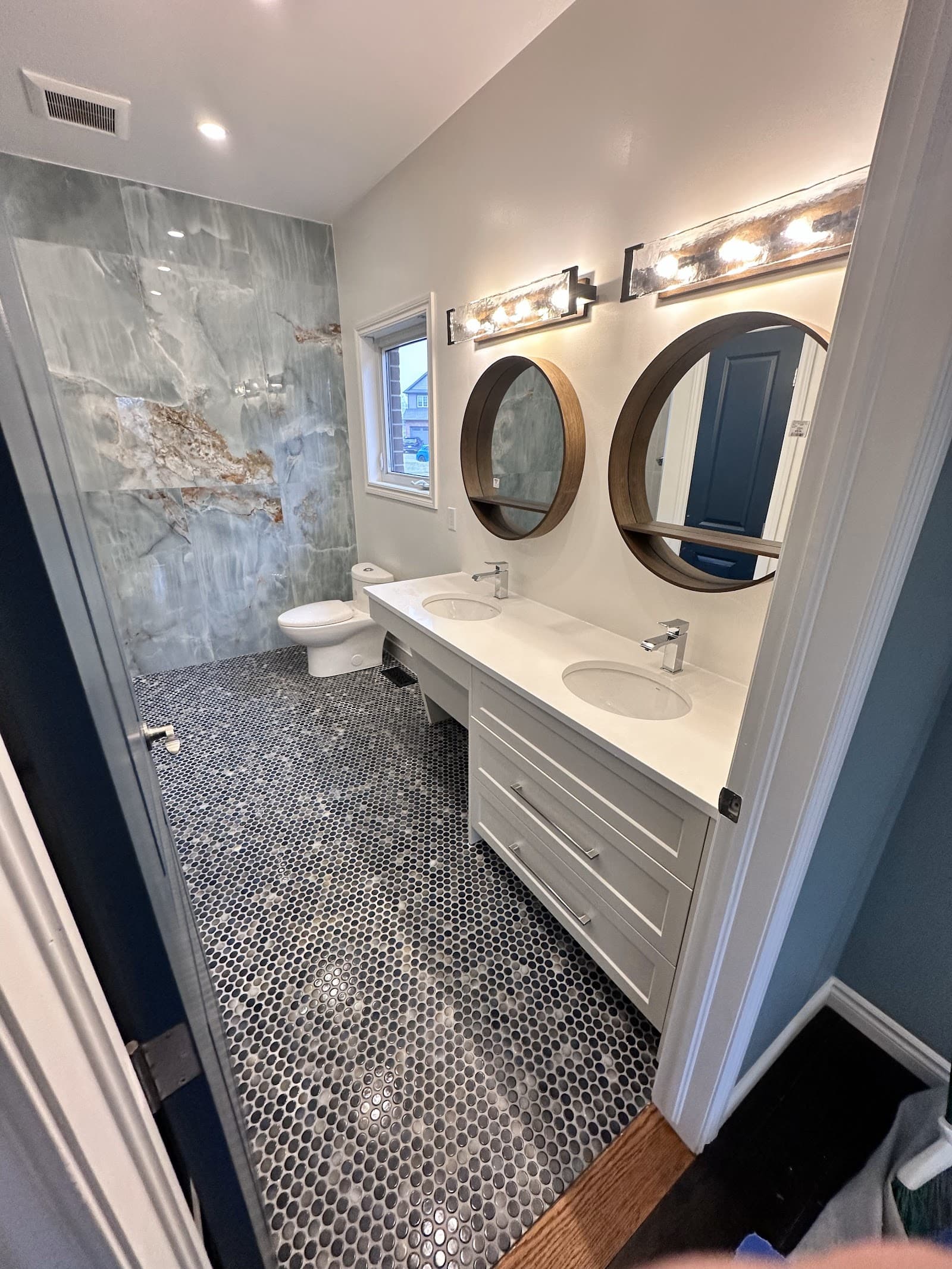 In-Trend Home Solutions
