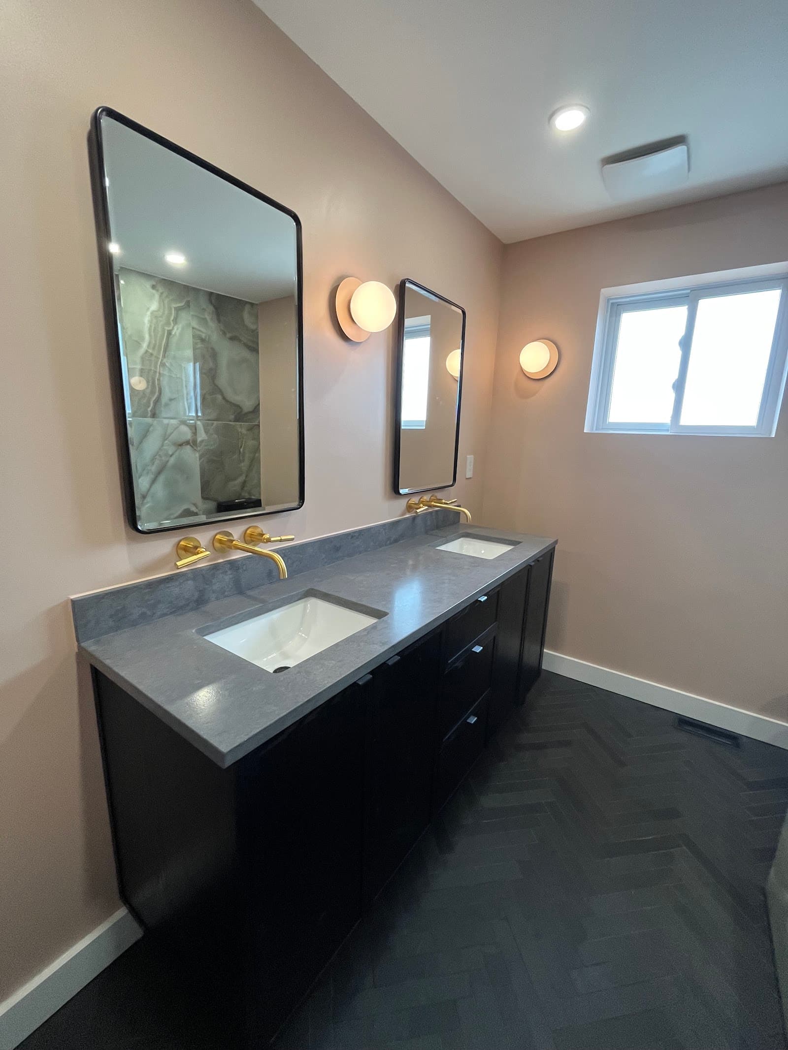 Kar reno Bathroom Remodelling photo 2