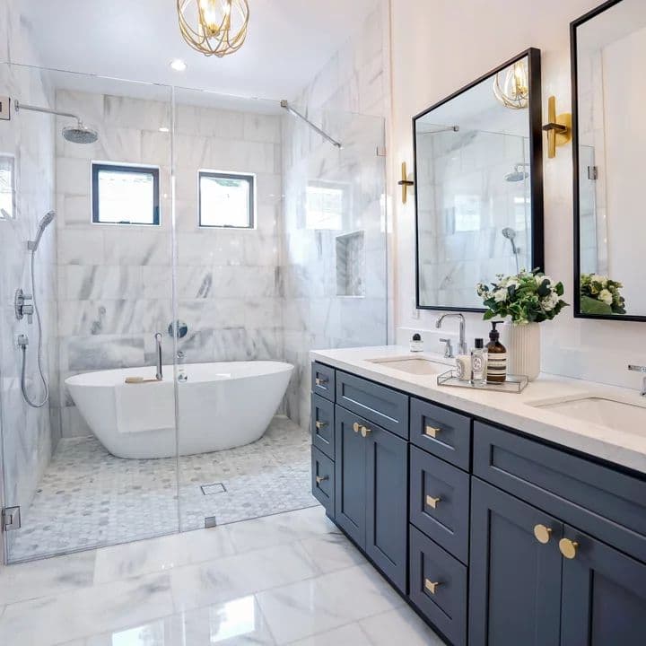 Kar Reno luxury bathroom photo 1