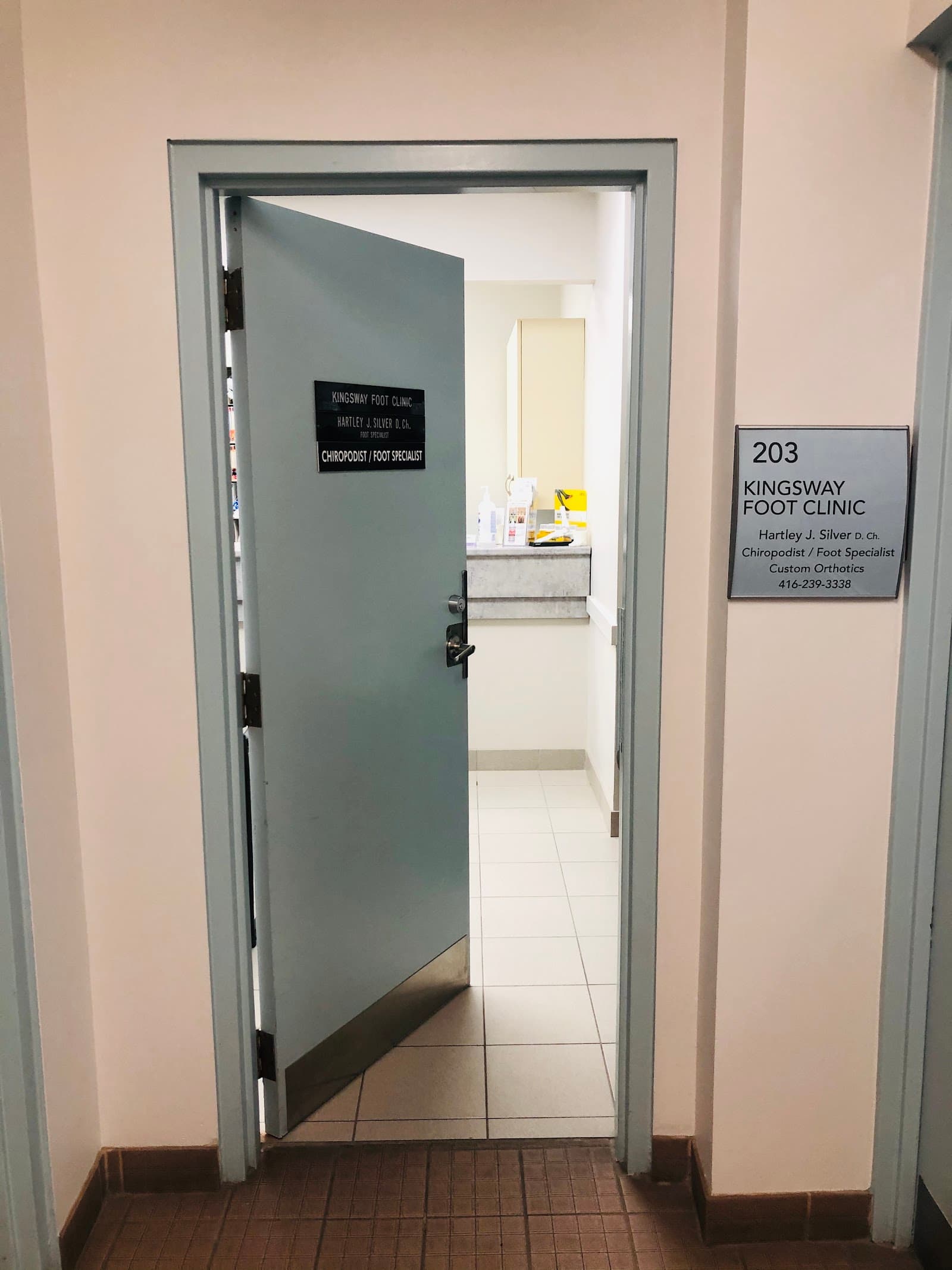 Kingsway Foot Clinic, podiatry & foot care in Toronto, photo 1 of 4
