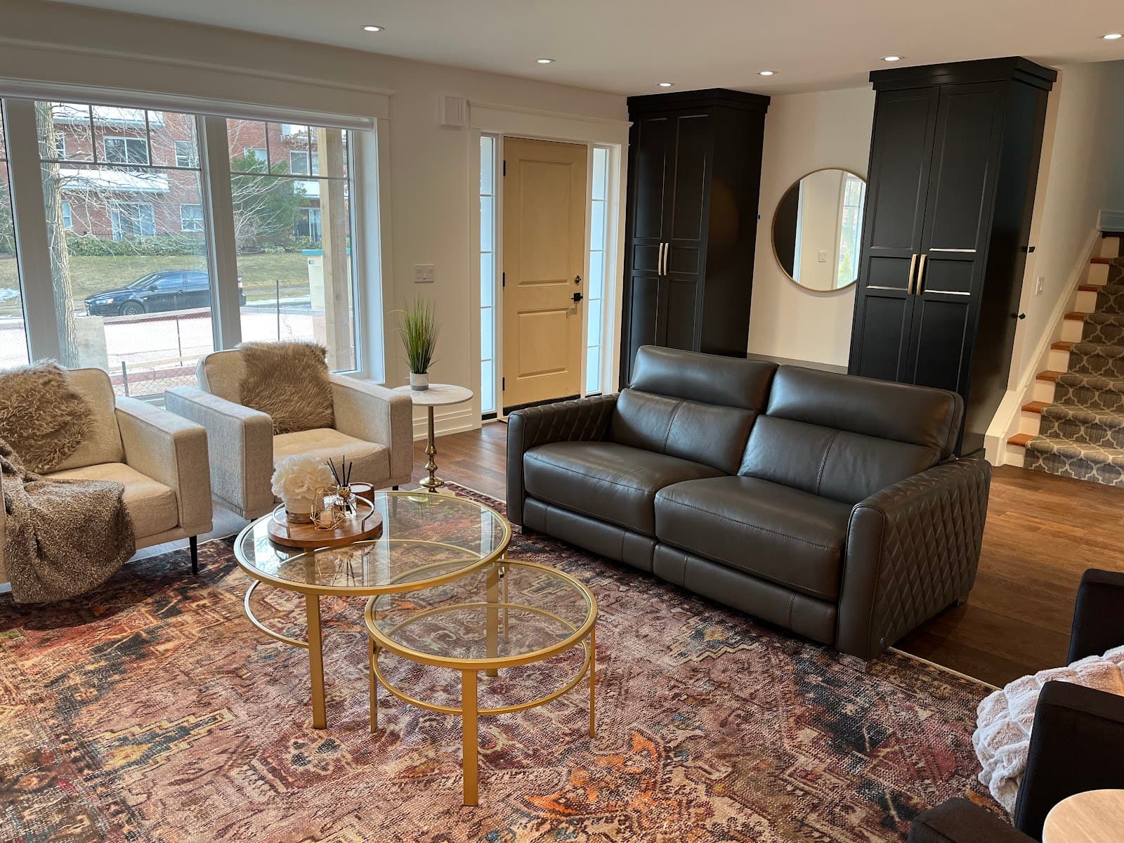 Kudos Modern Furniture photo 2