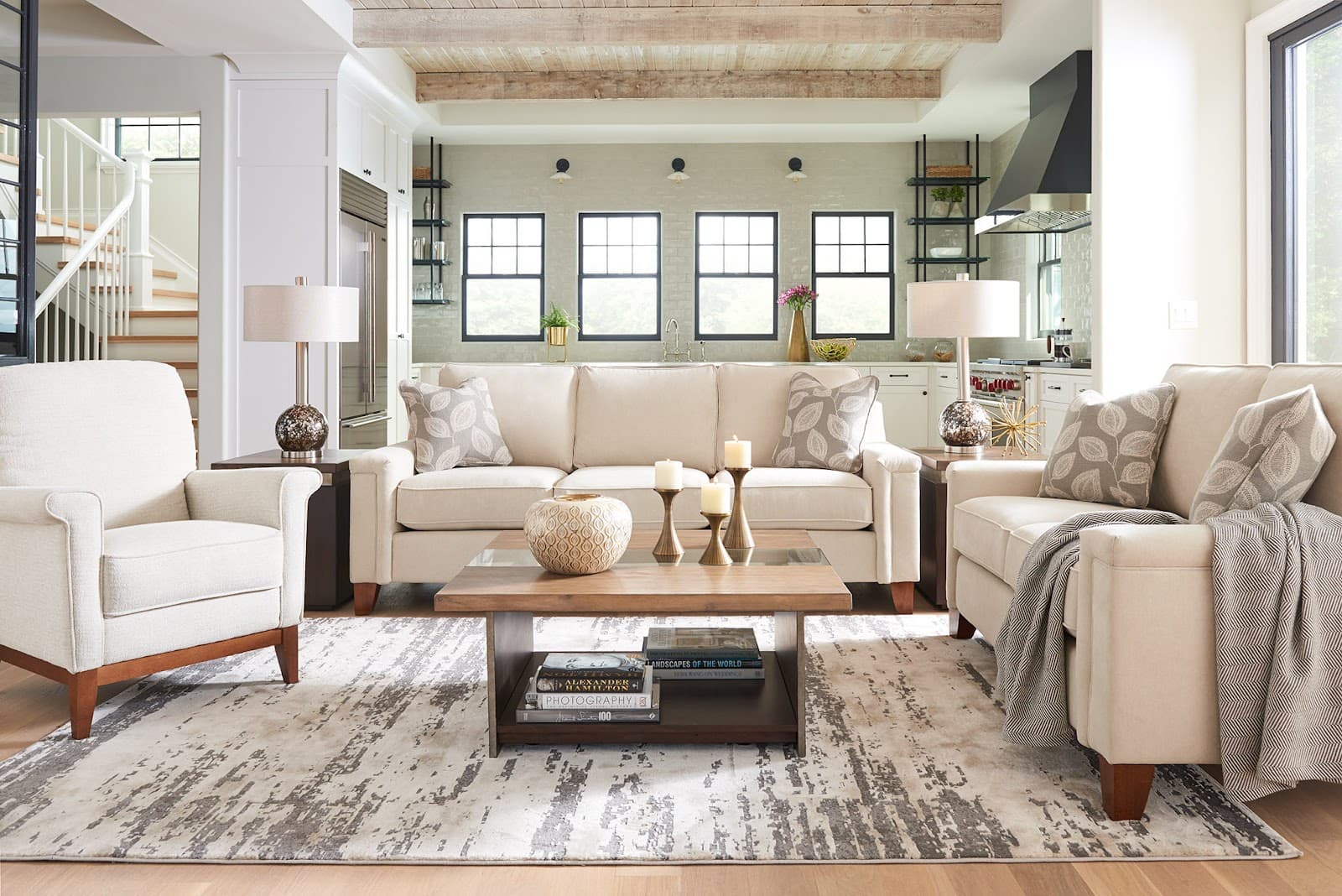La-Z-Boy Home Furnishings & Décor photo 3