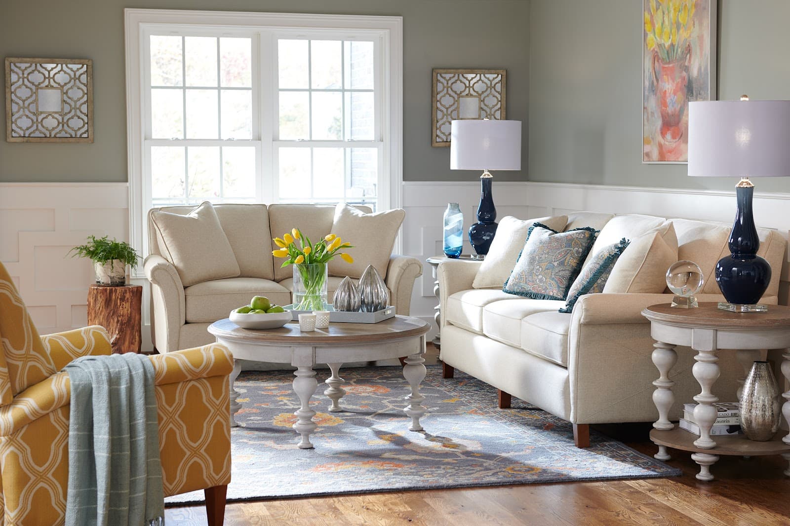 La-Z-Boy Home Furnishings & Décor photo 6