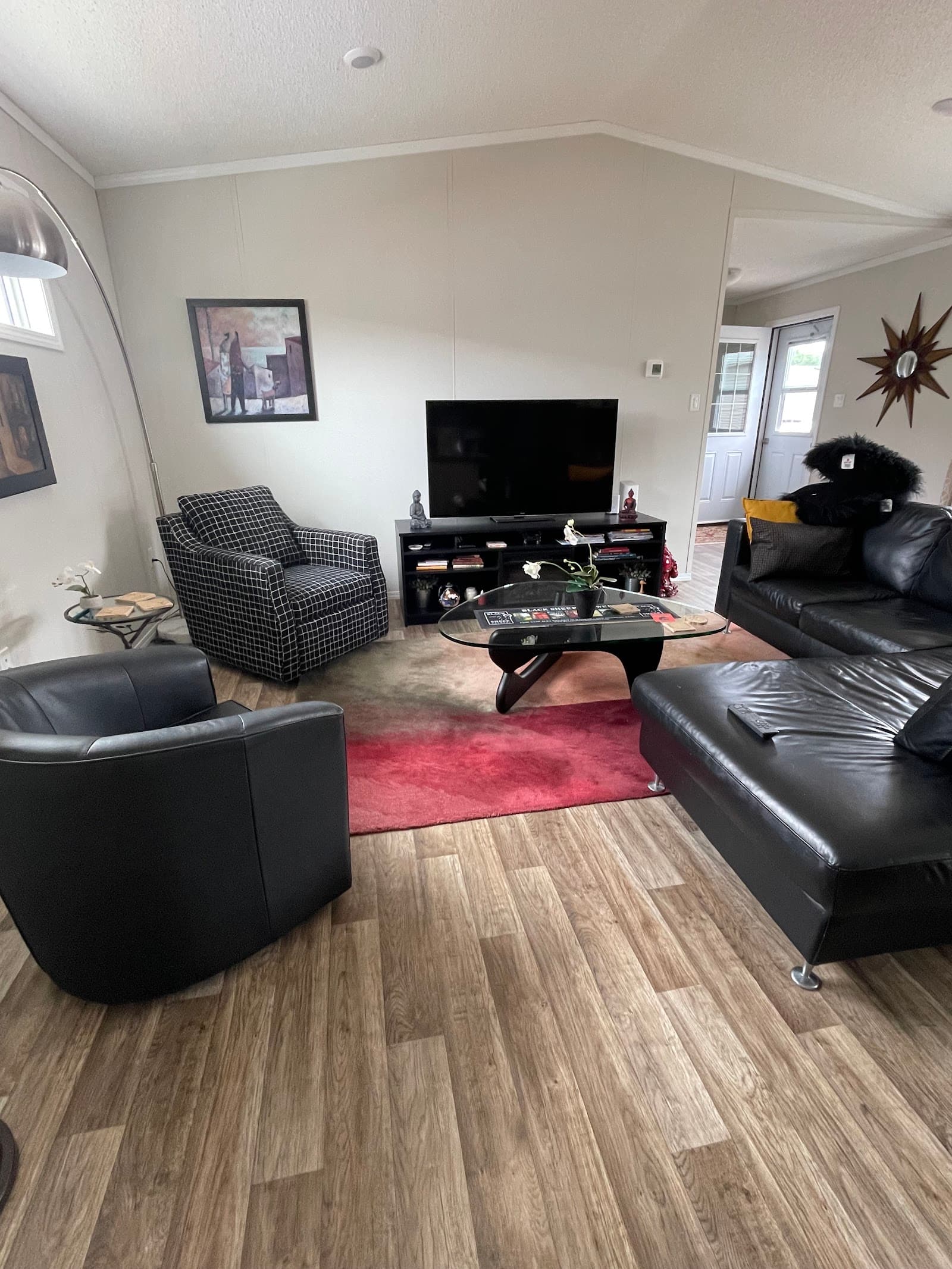 La-Z-Boy Home Furnishings & Decor photo 6