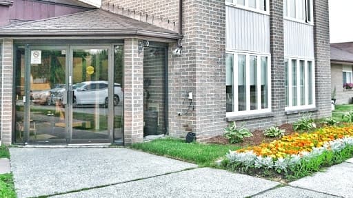 LaSalle Retirement Residence photo 1