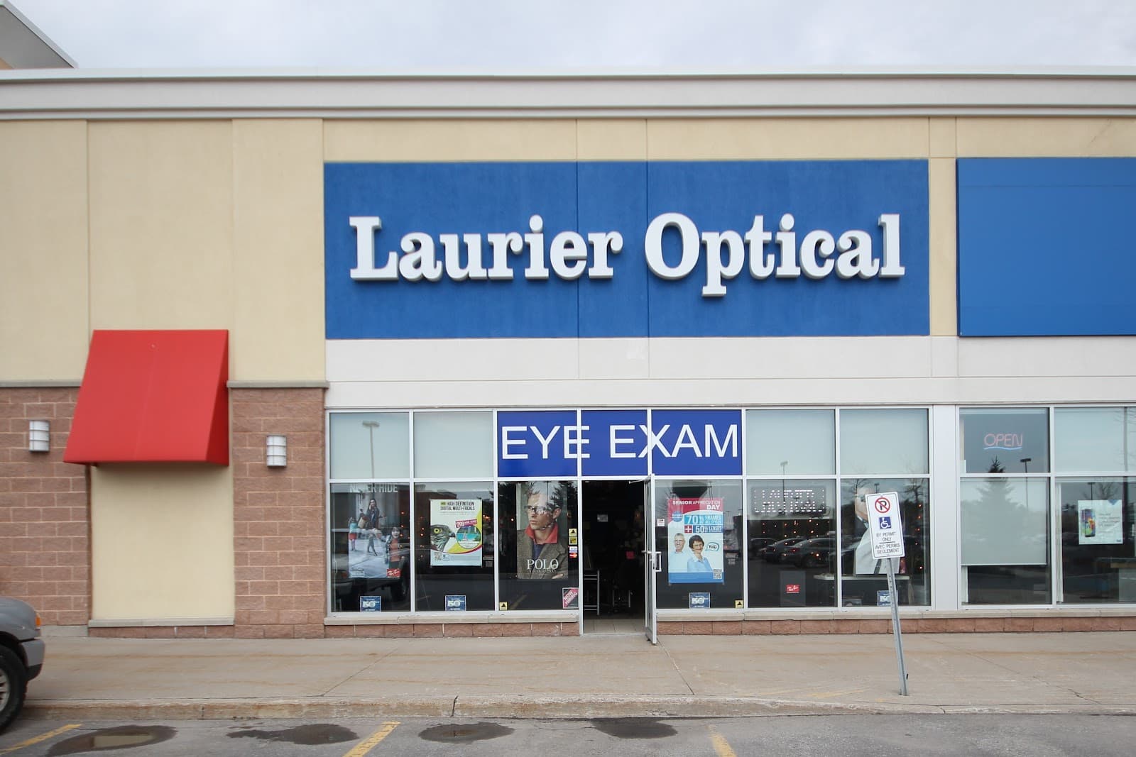 Laurier Optical Innes photo 1