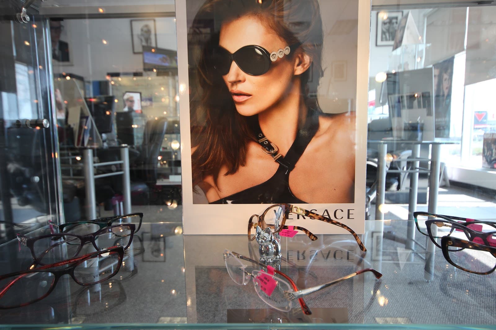Laurier Optical Innes photo 2