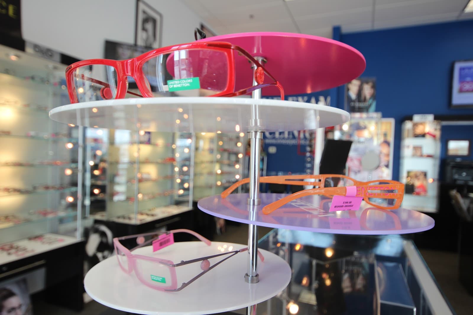 Laurier Optical Innes photo 3