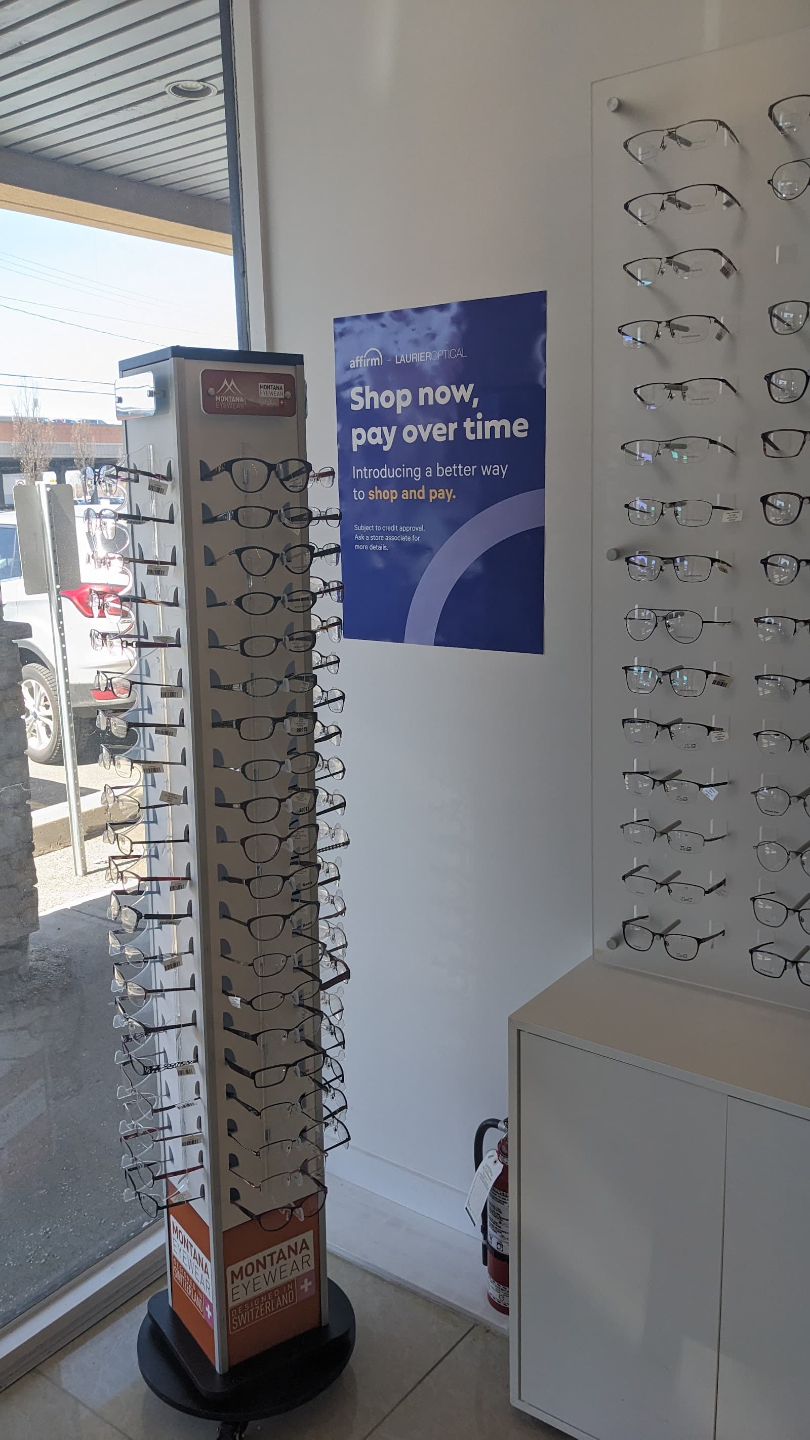 Laurier Optical St. Laurent Blvd photo 6