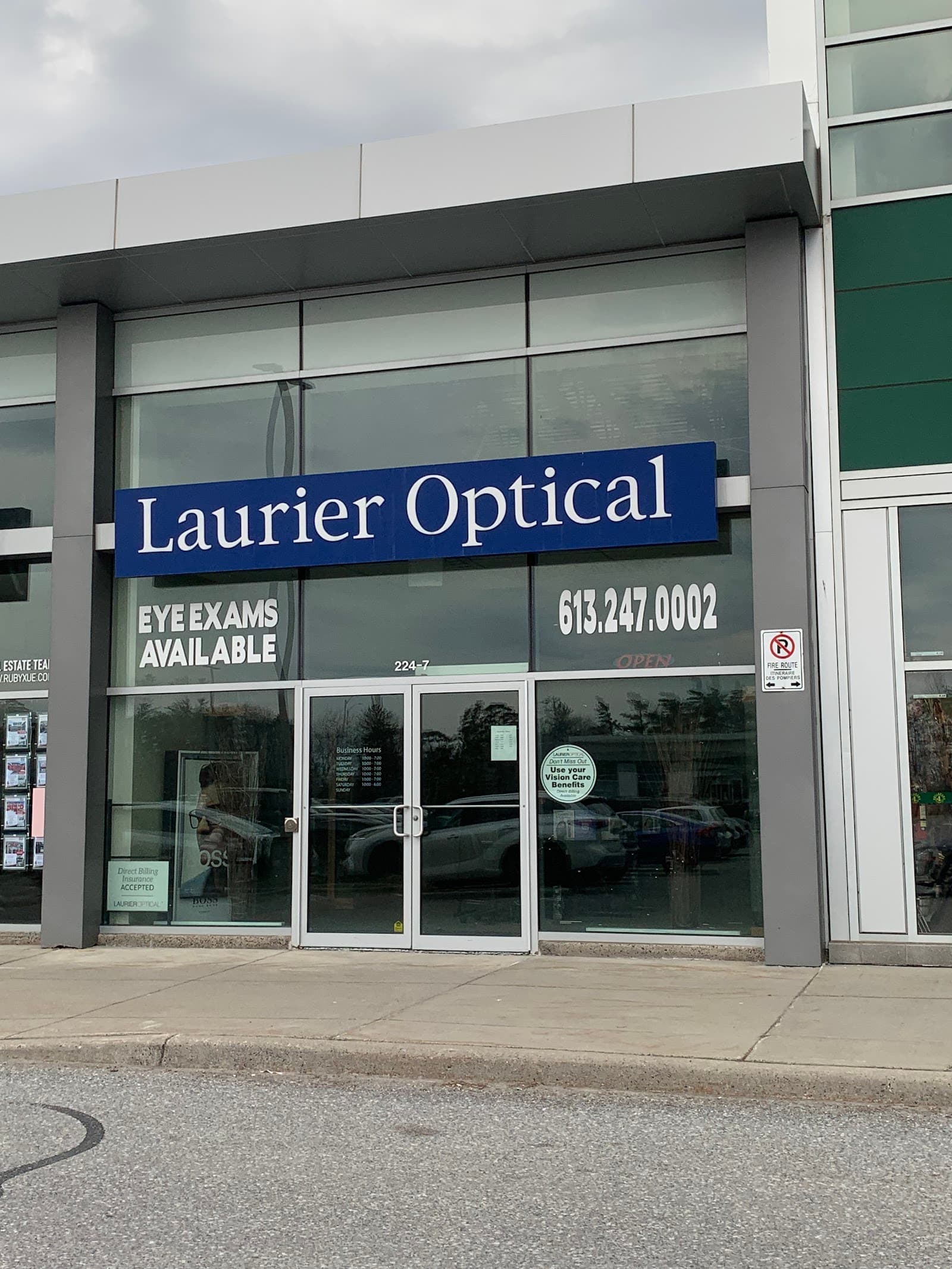 Laurier Optical T&T Mall photo 3
