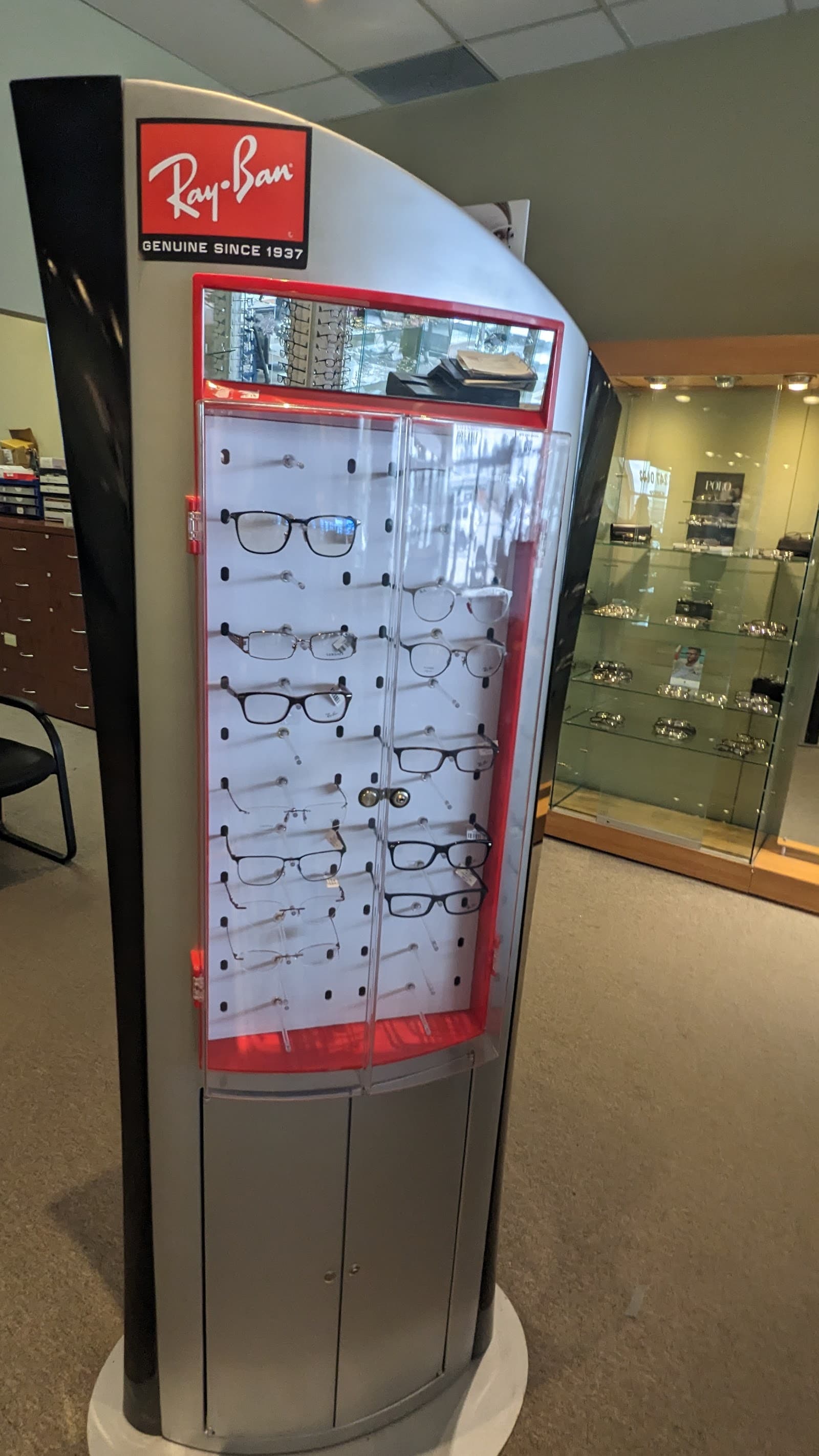 Laurier Optical T&T Mall photo 4