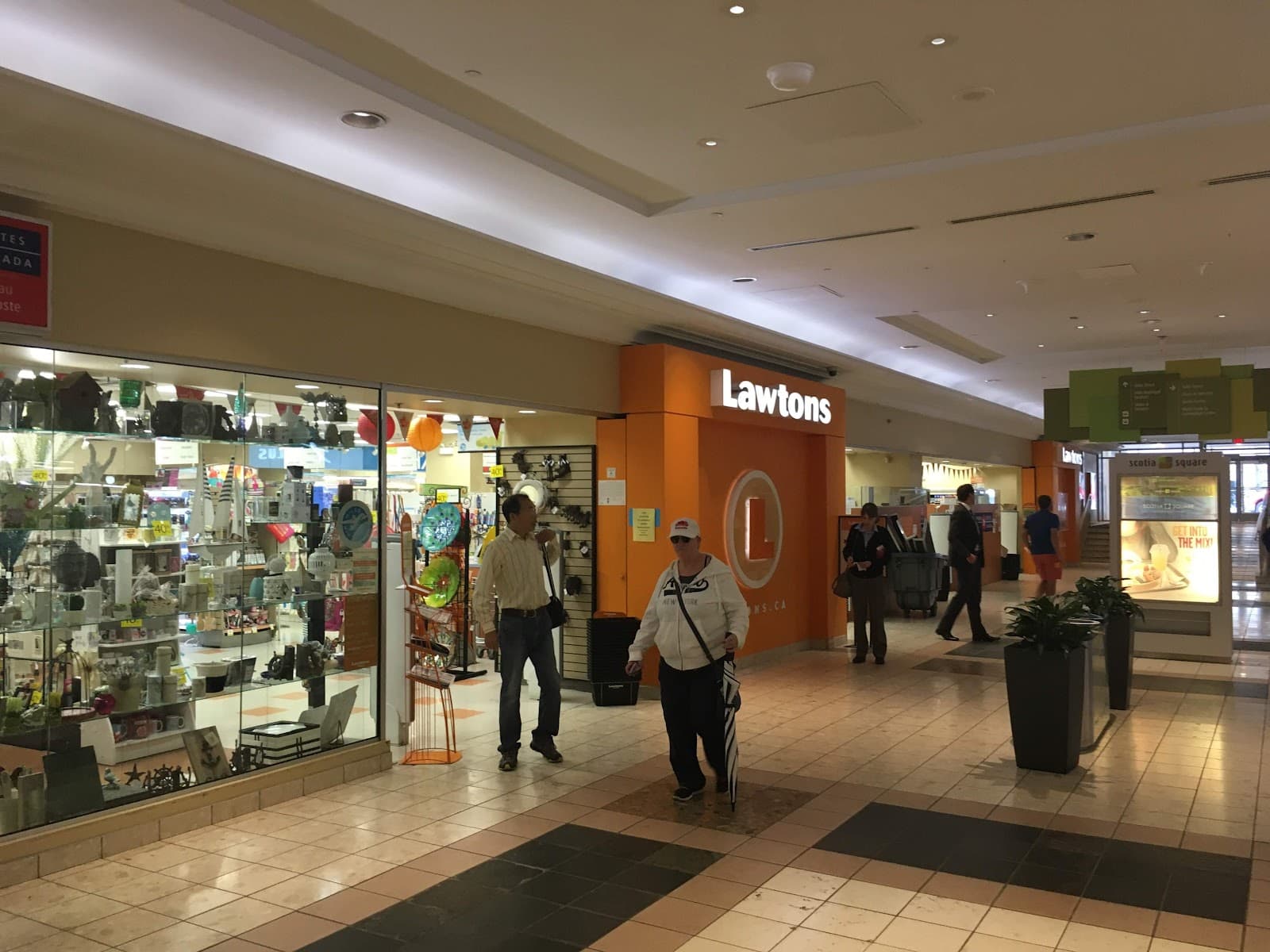 Lawtons Drugs Scotia Square photo 5