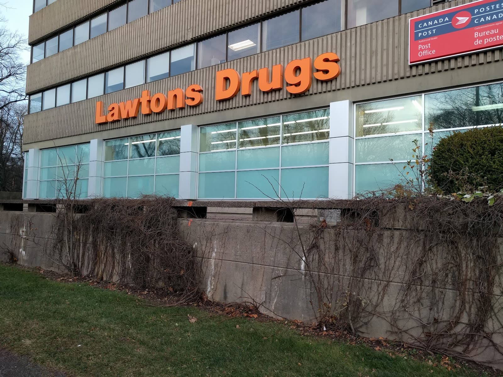 Lawtons Drugs Spring Garden