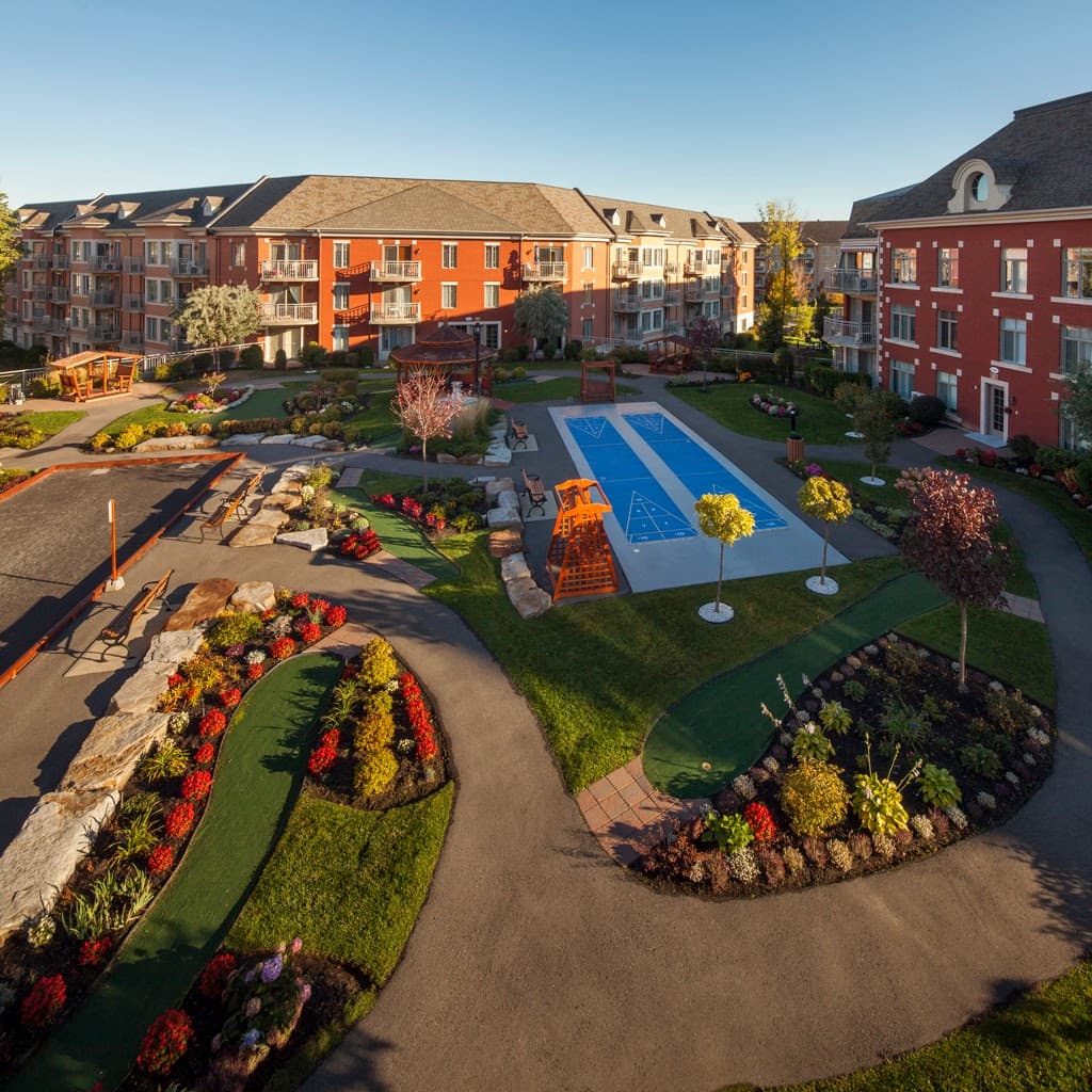Les Promenades du Parc, une résidence du Groupe Maurice, retirement home in Longueuil