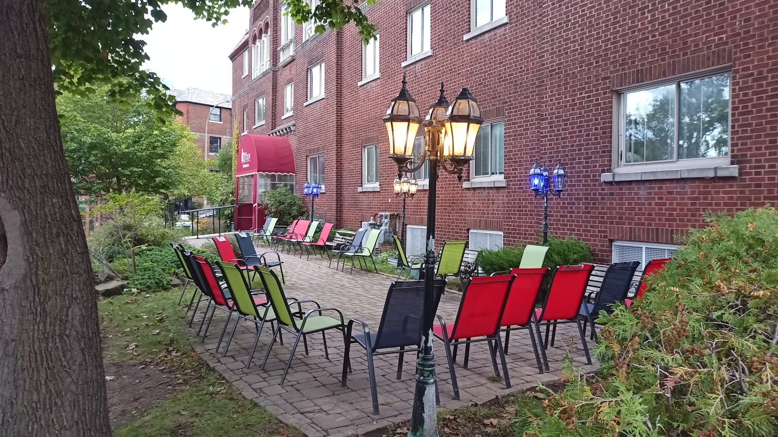 Lev-Tov Seniors Residence photo 1 of 4