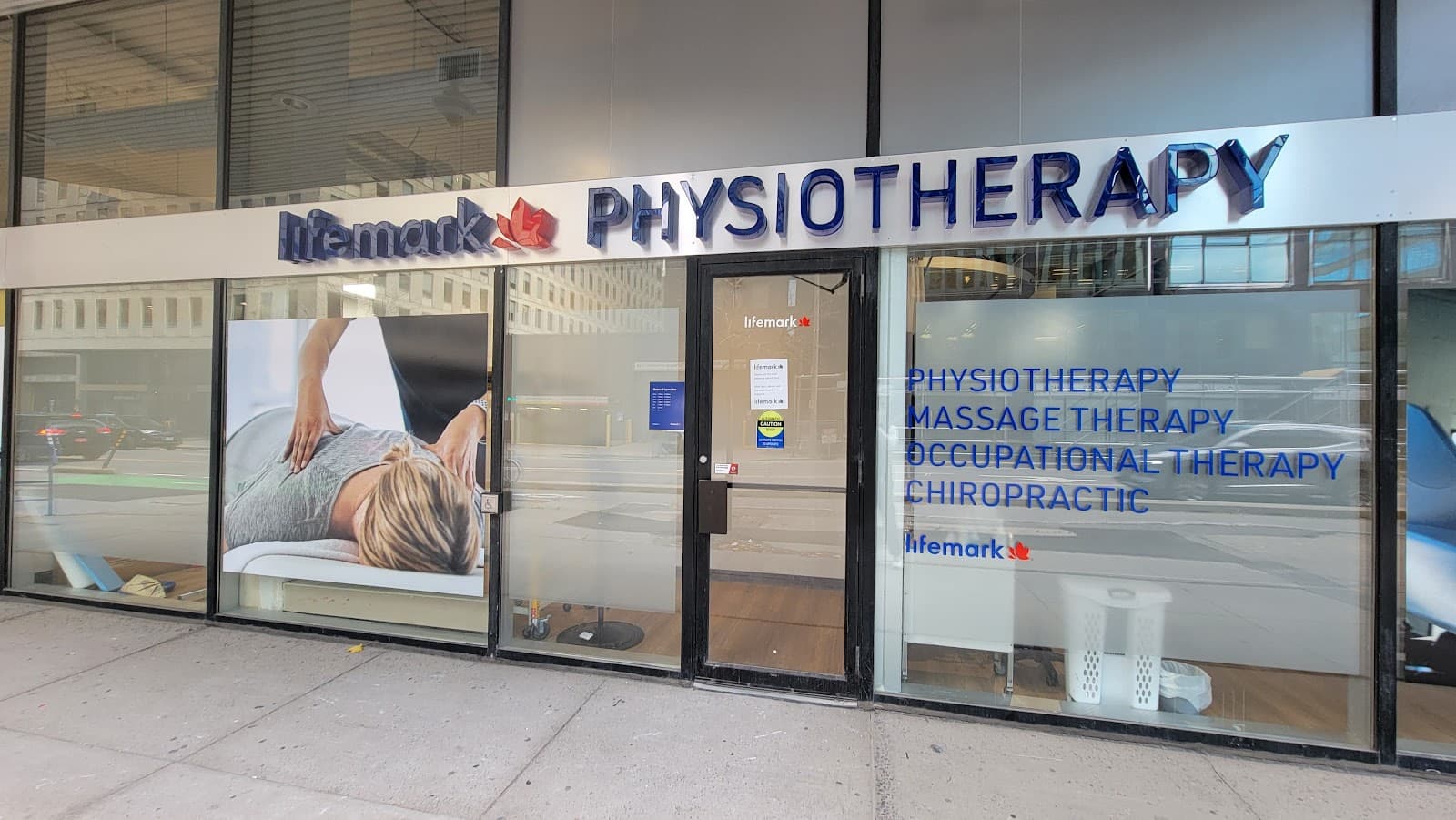 Lifemark Physiotherapy Capital Sport photo 1 of 4