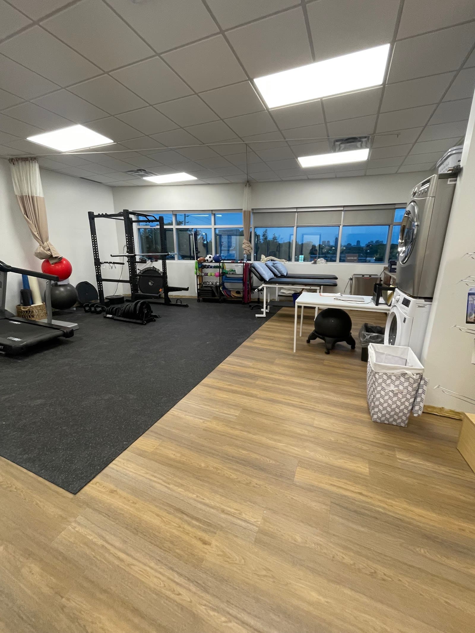 Lifemark Physiotherapy London Springbank photo 1 of 4