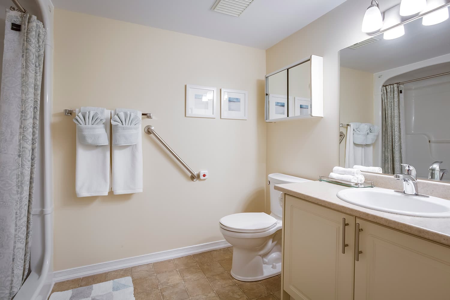 Livita Queens Avenue Retirement Residence photo 2