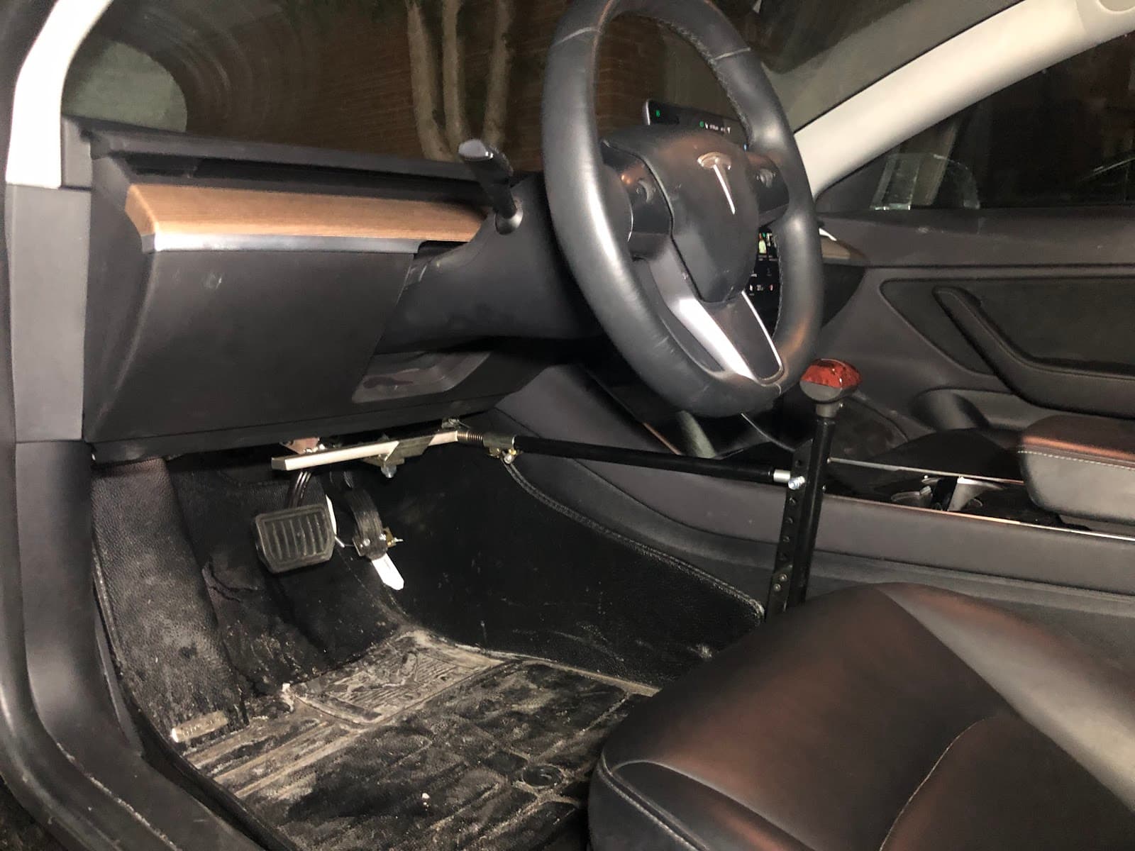 Loi's Wheelchair Vans Solutions