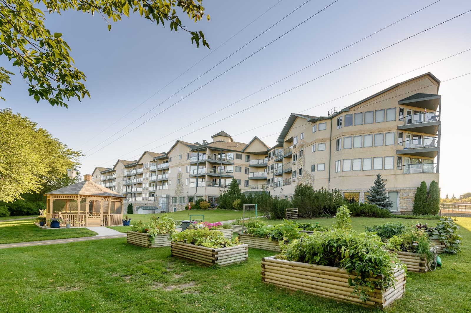 Luther Riverside Terrace photo 1 of 2