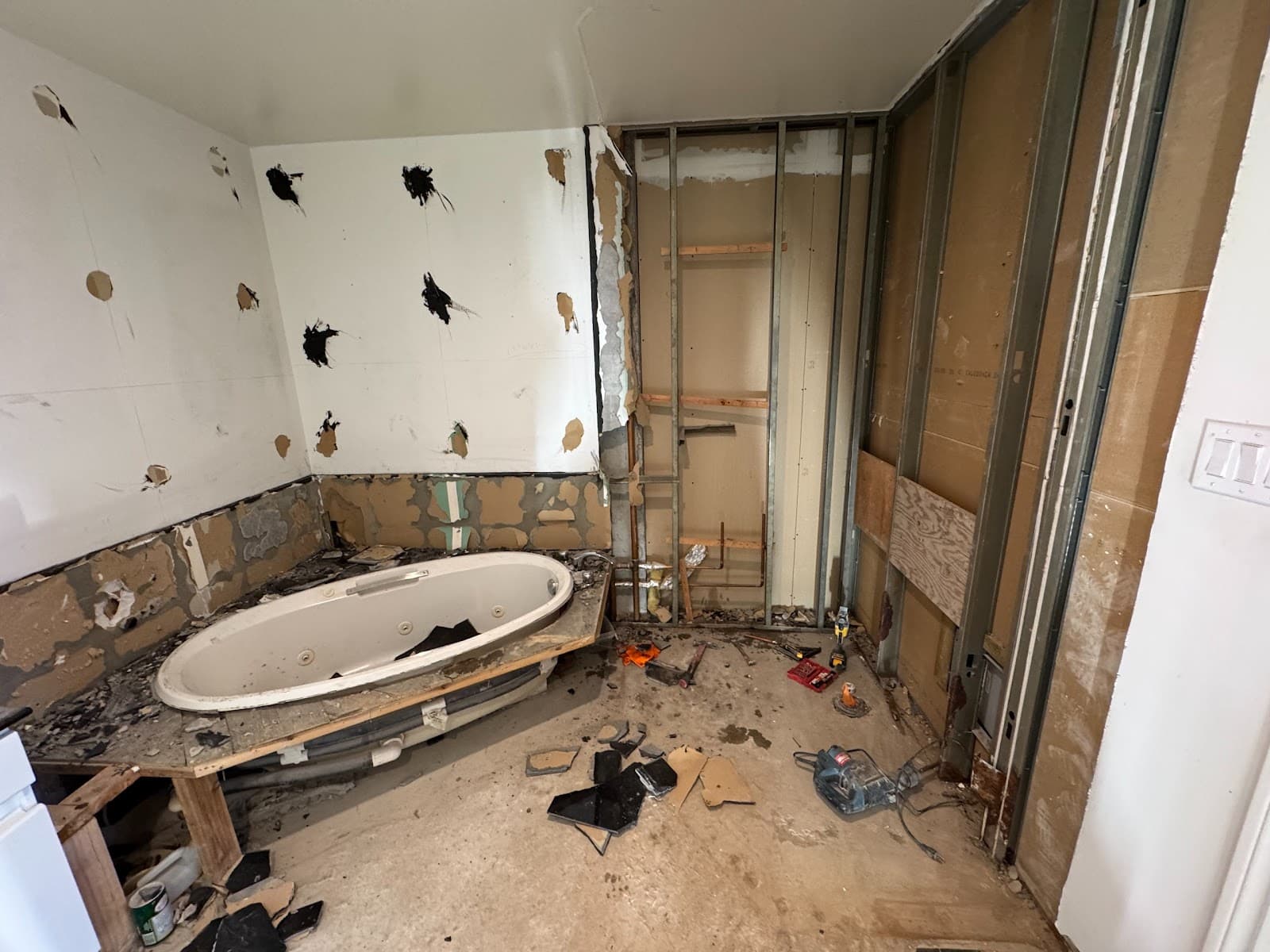 Luxe Home Renovation photo 4
