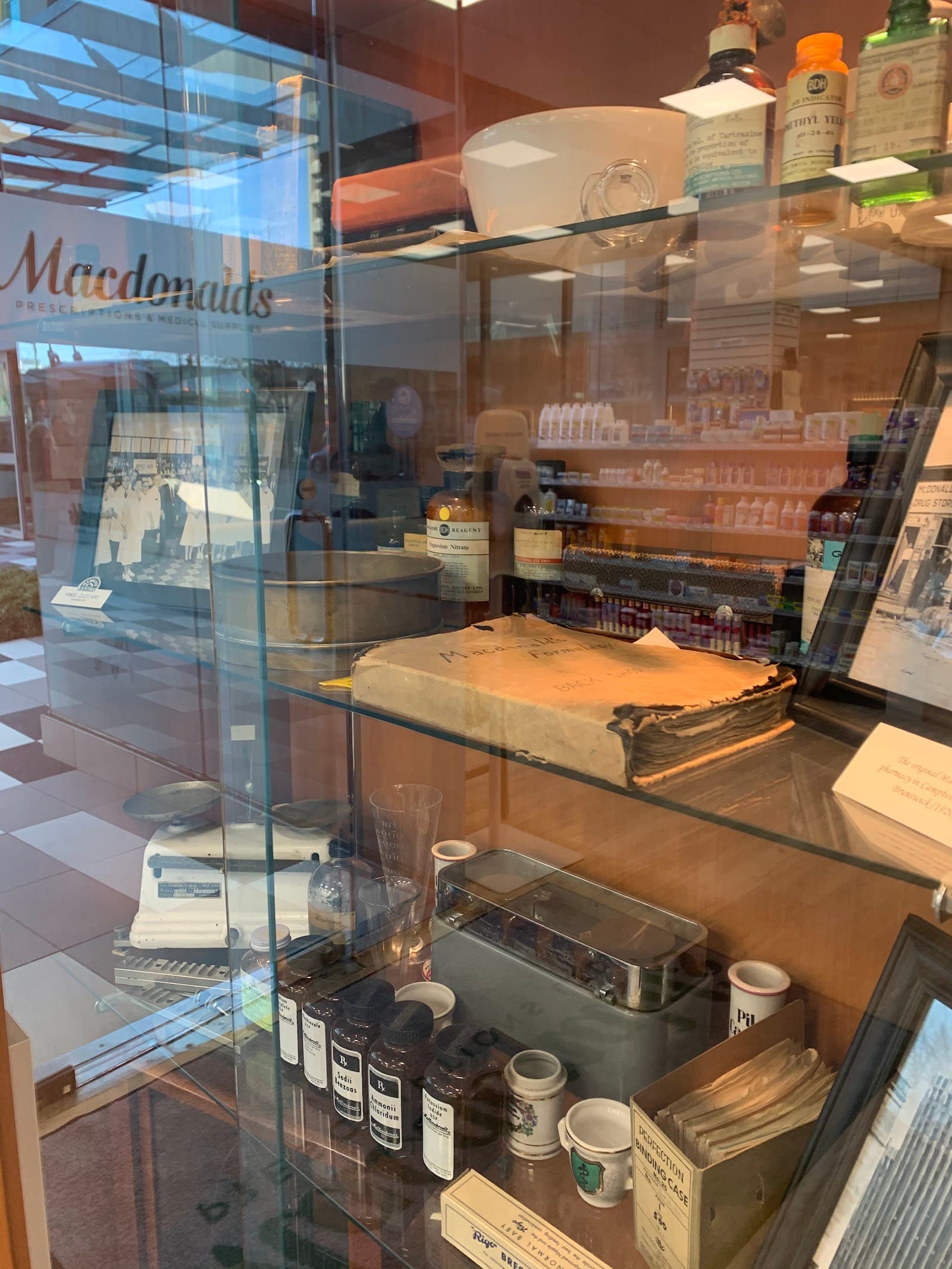 Macdonald's Prescriptions @ Fairmont Medical Building photo 3