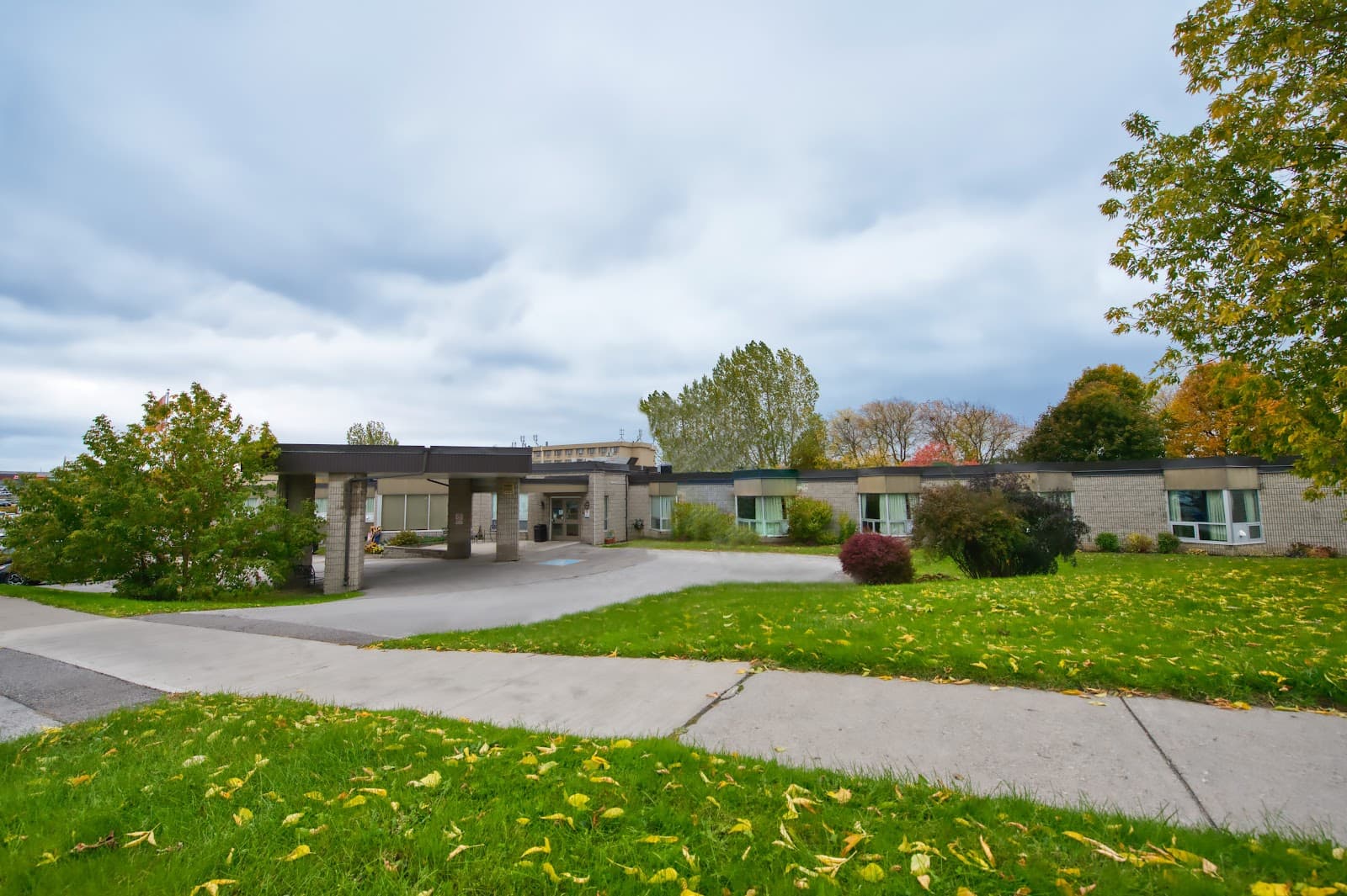 MacKenzie Place Long-Term Care Home photo 1
