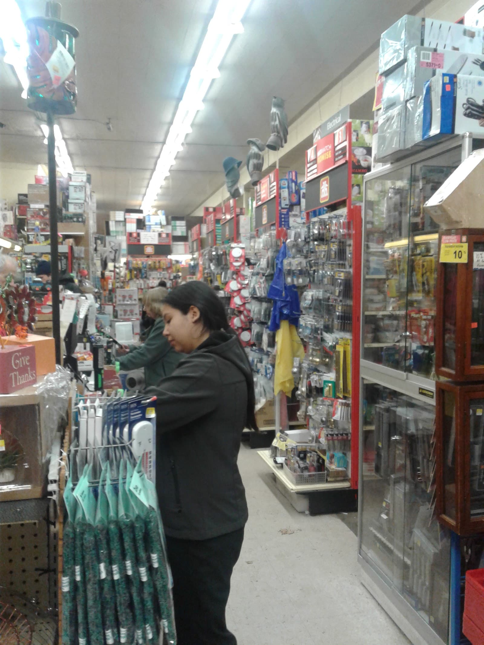 Magnet Hardware photo 3