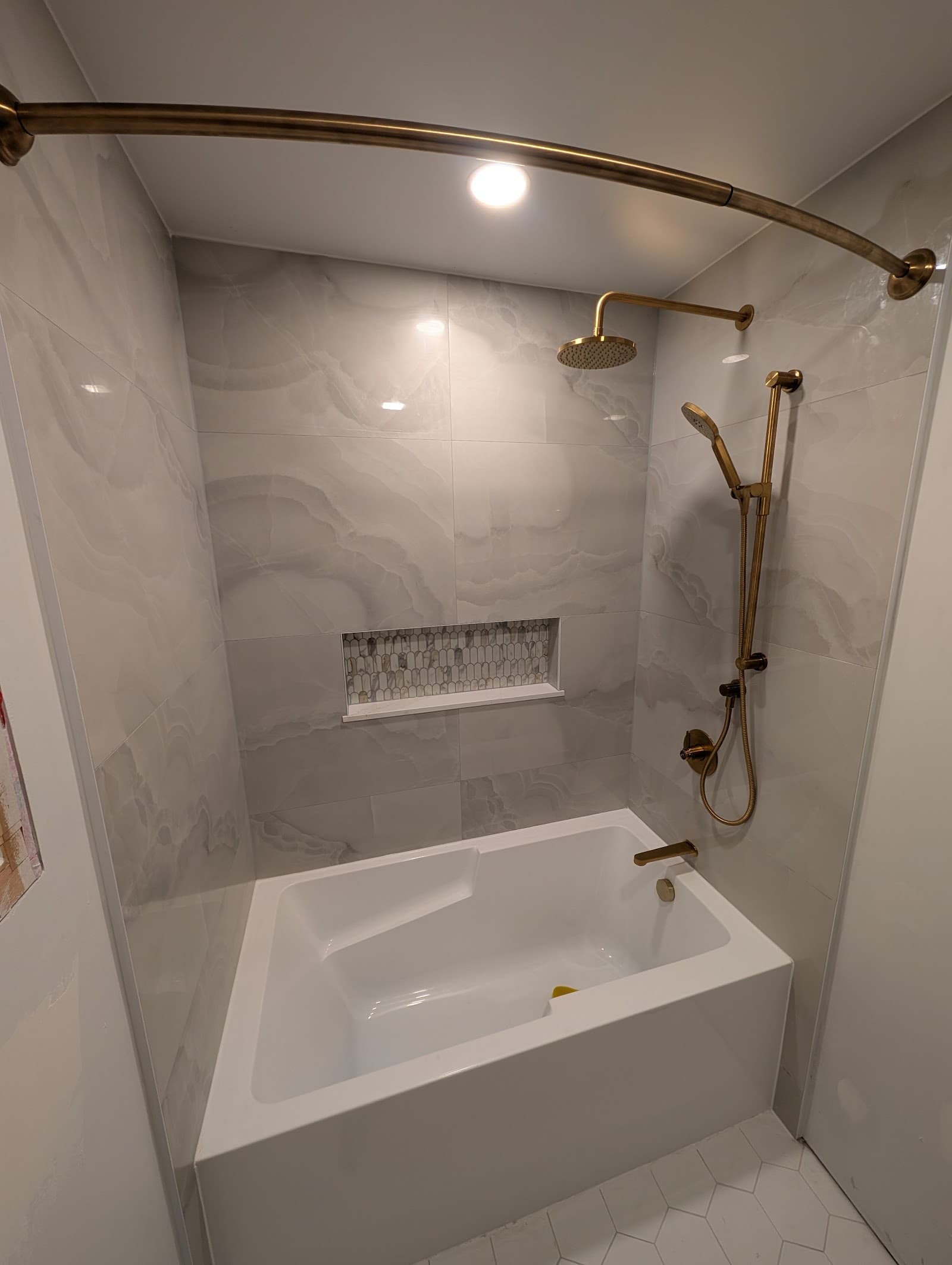 Major Renovation and Tiling Inc photo 4