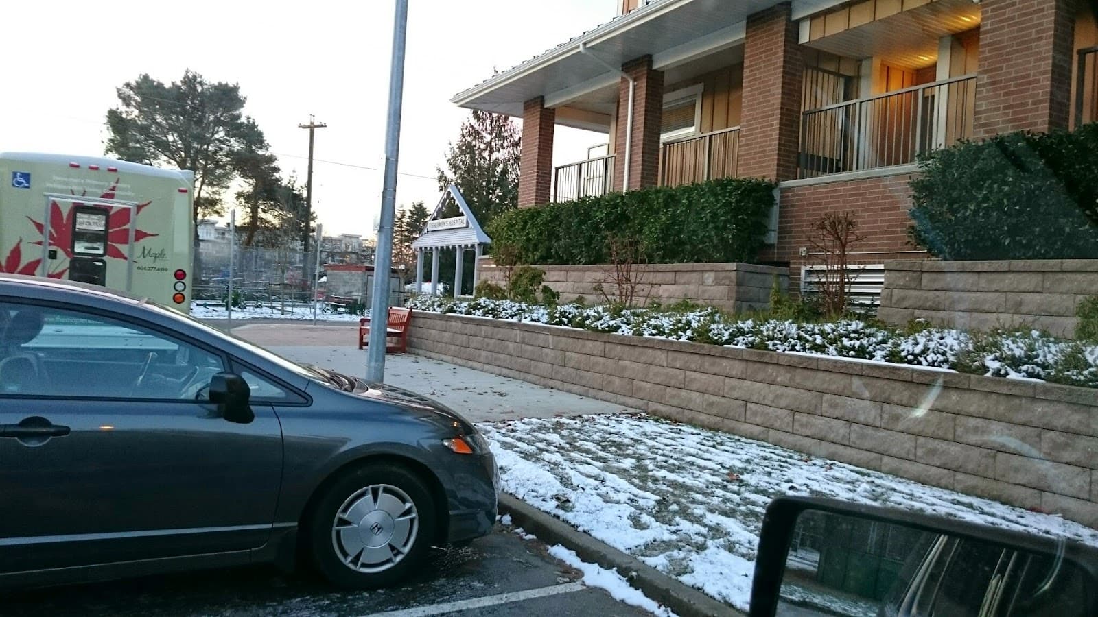 Maple Residences The photo 3