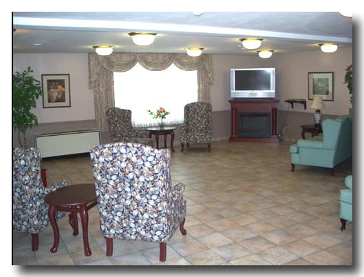 Maple Villa Long Term Care Centre photo 1