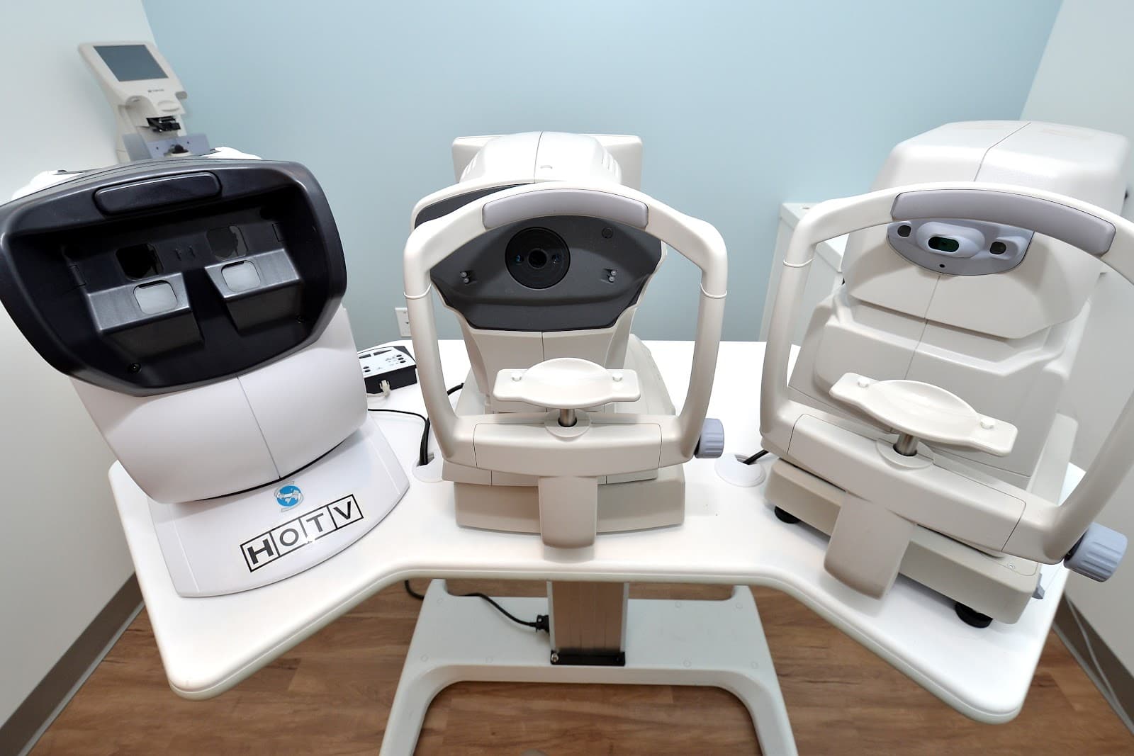 Market Mall Eye Clinic - Calgary, AB photo 3