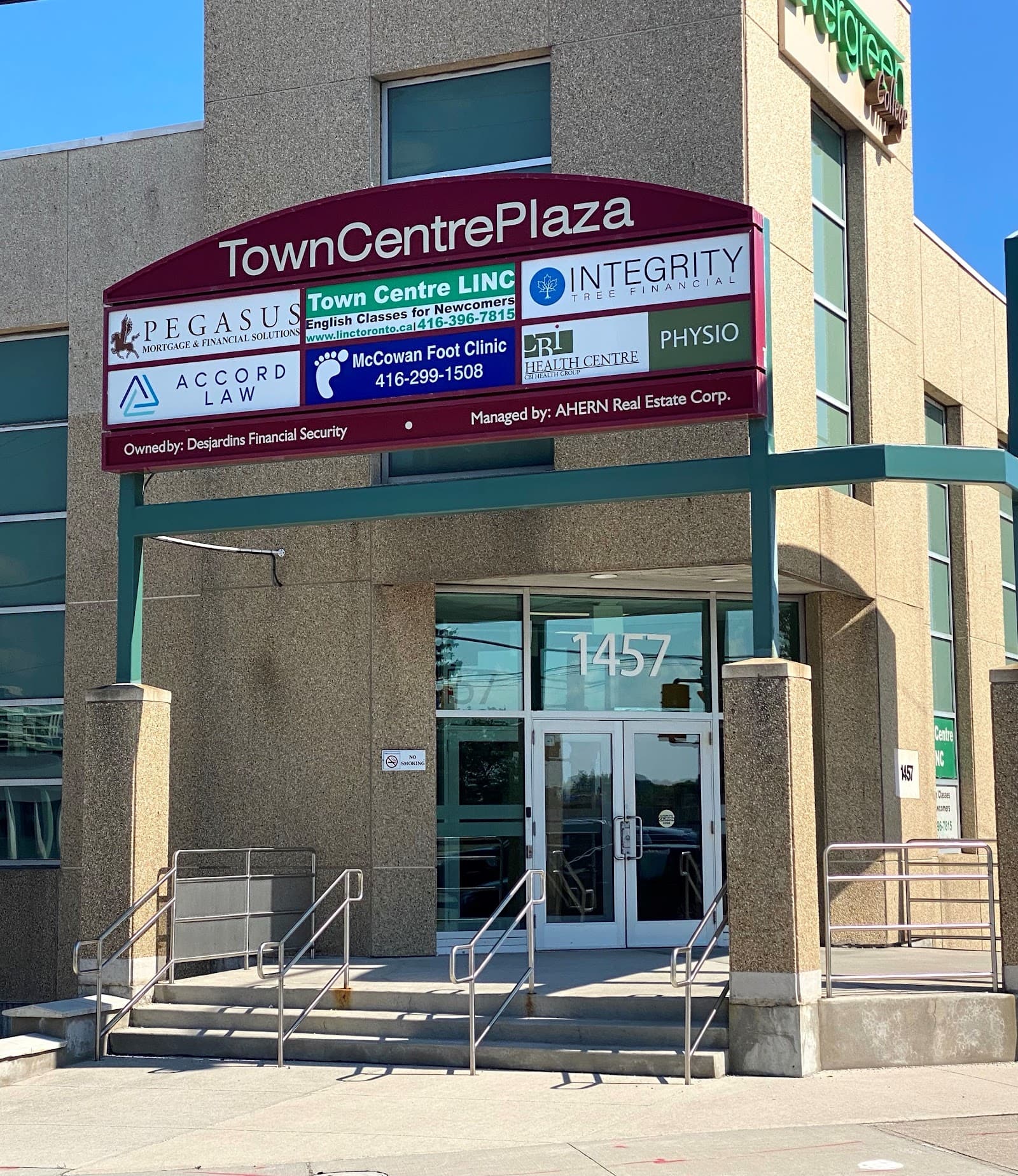 McCowan Foot Clinic, podiatry & foot care in Toronto, photo 2