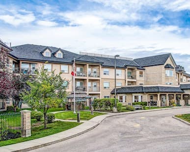 McKenzie Towne photo 3