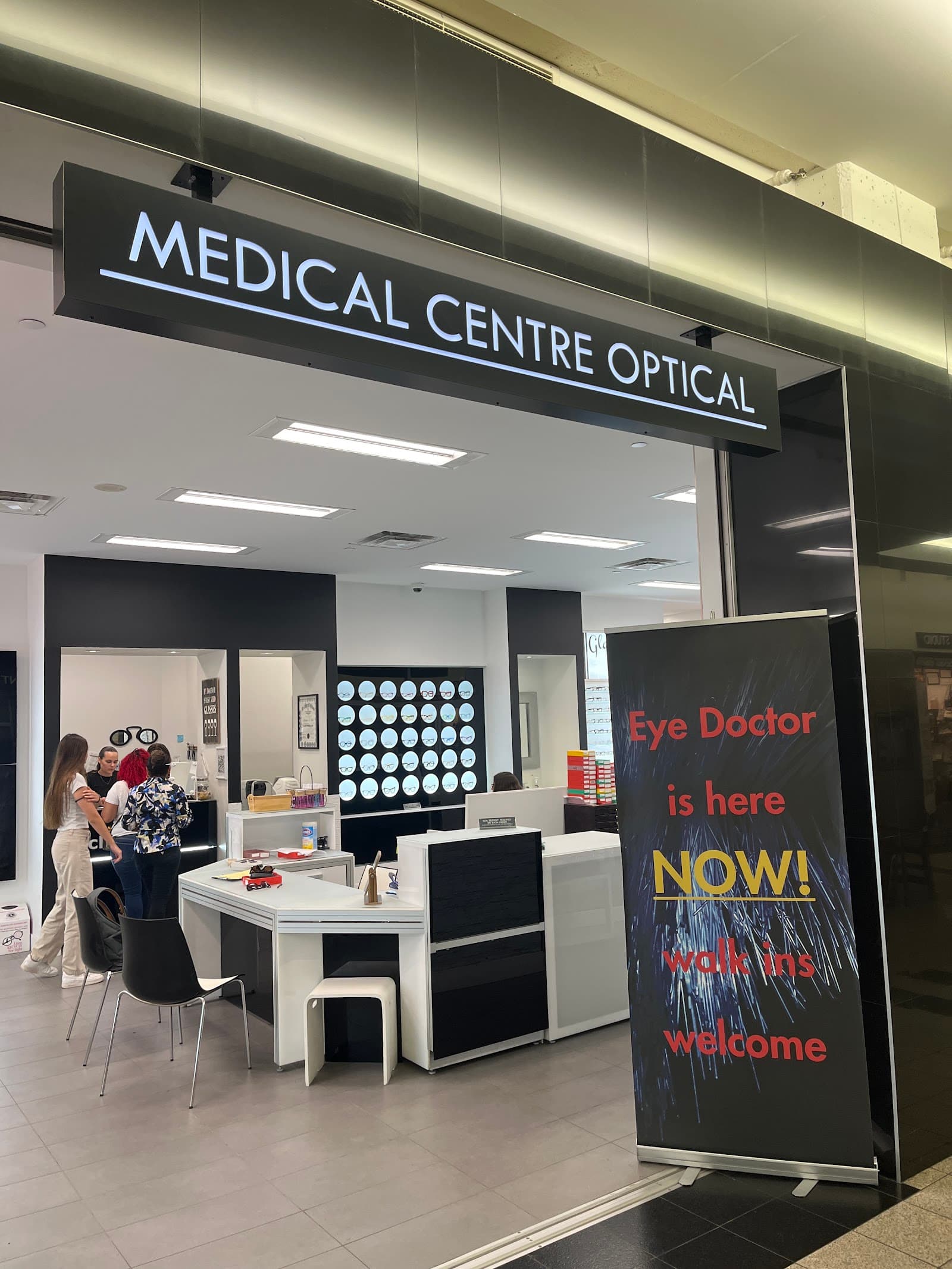 Medical Centre Optical photo 2