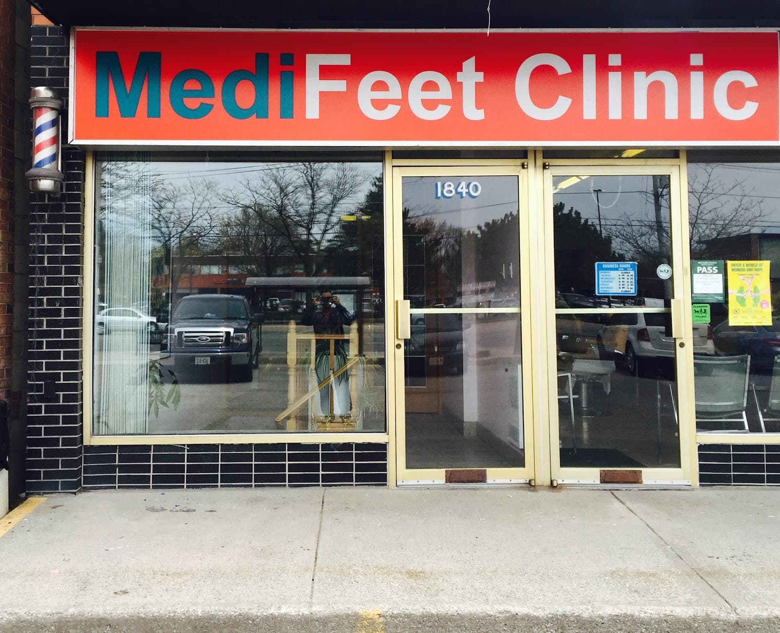 MediFeet Clinic & Orthotics (Mississauga South) photo 2