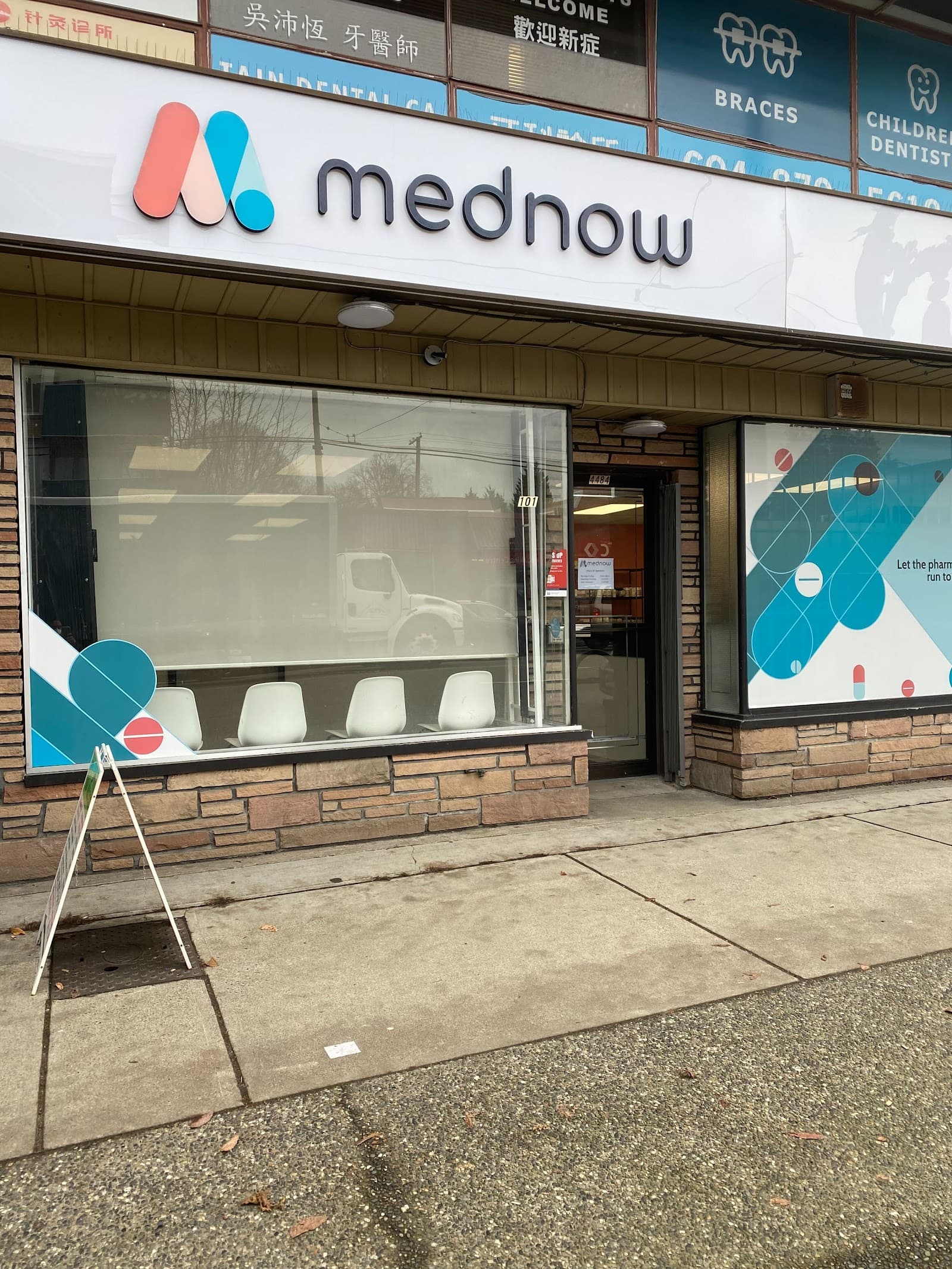 Mednow Pharmacy British Columbia photo 6