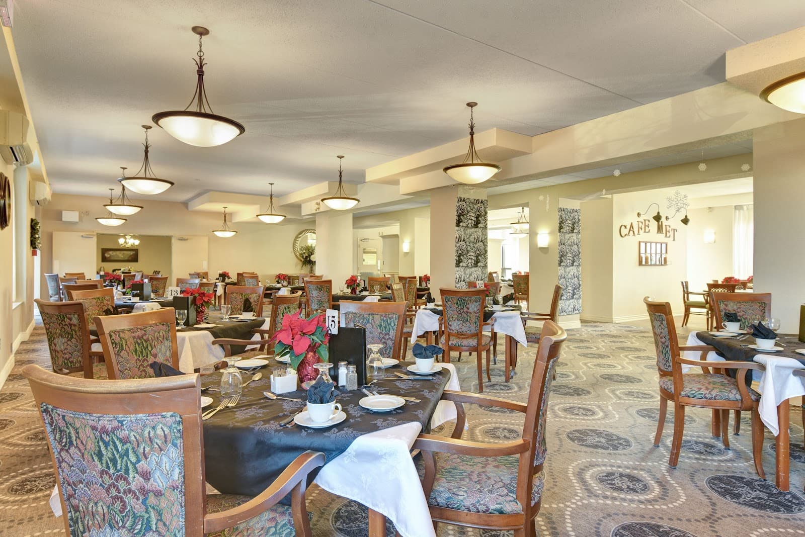 Metcalfe Gardens Retirement Residence photo 2