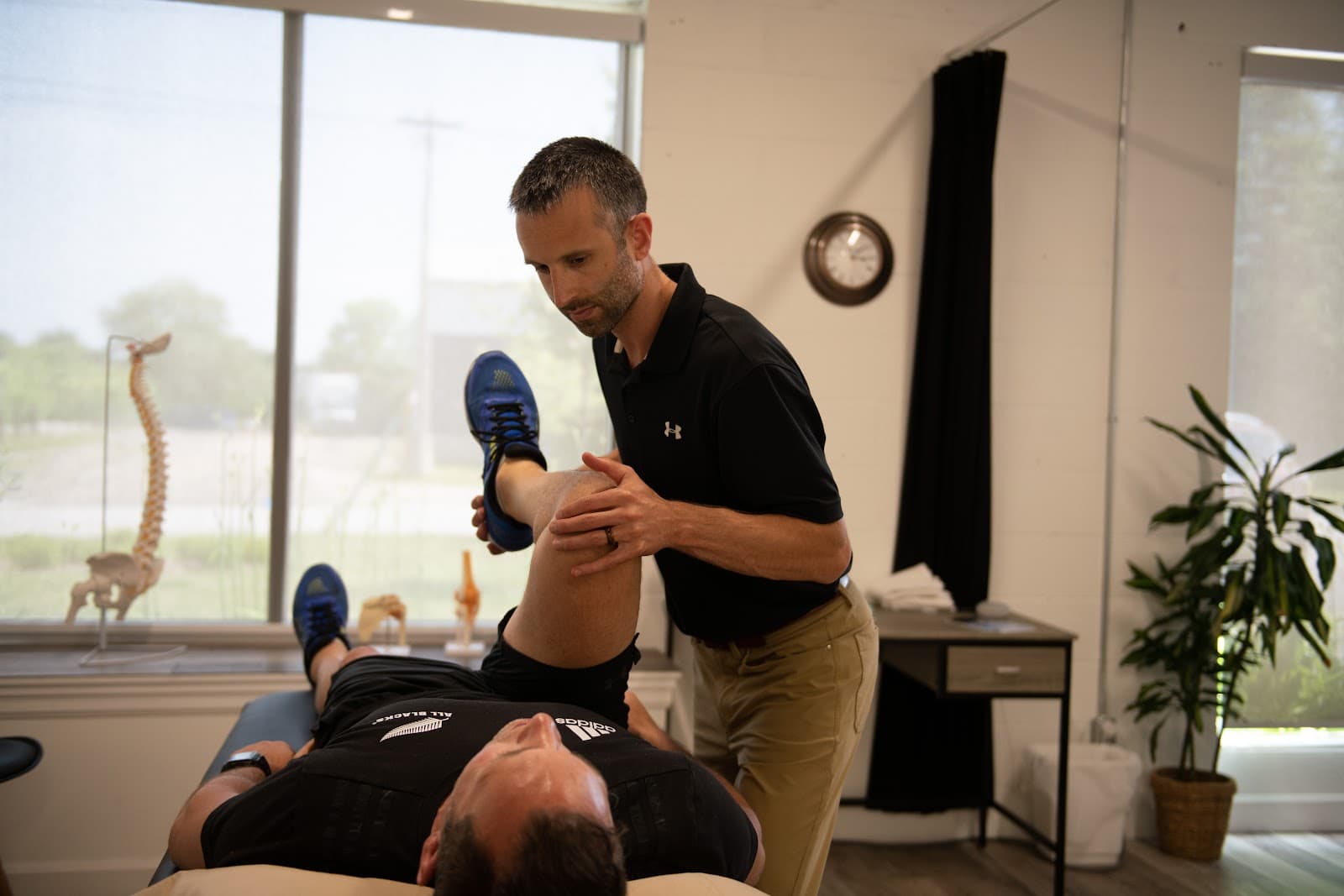 Modern Physiotherapy and Training photo 3