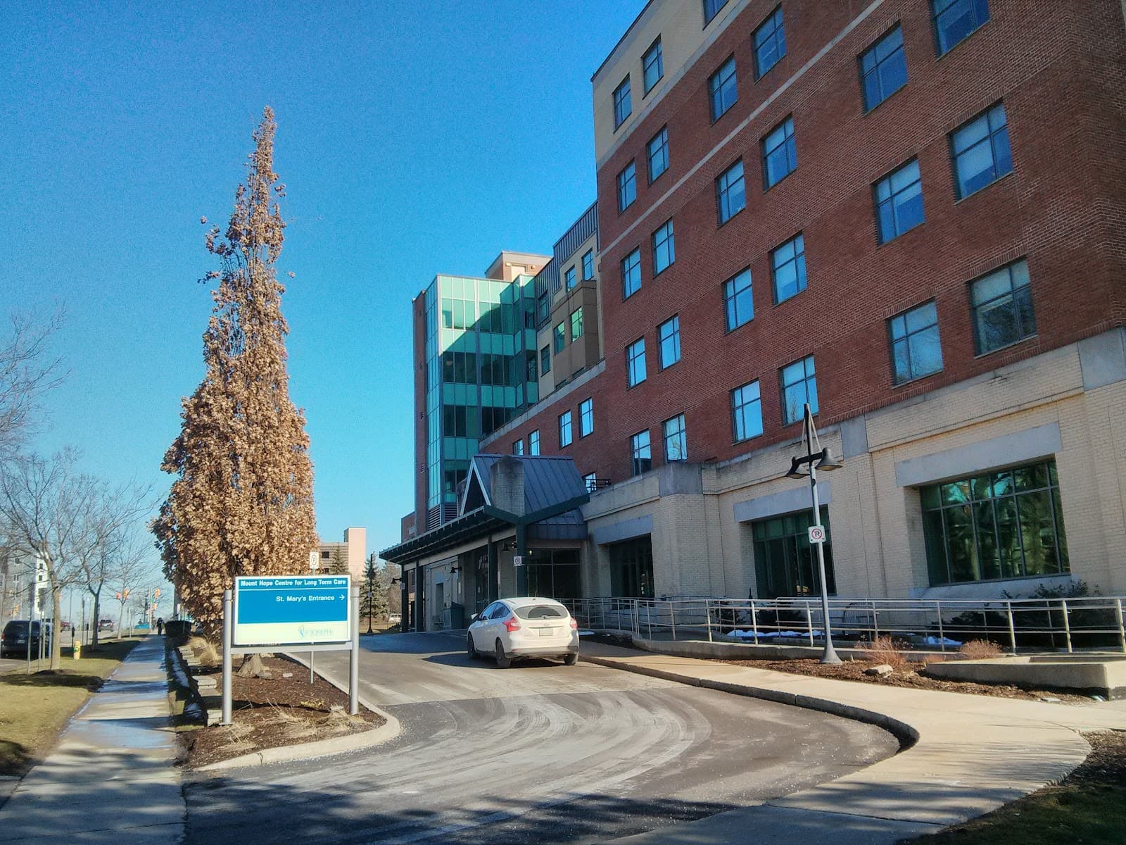 Mount Hope Centre for Long Term Care photo 1
