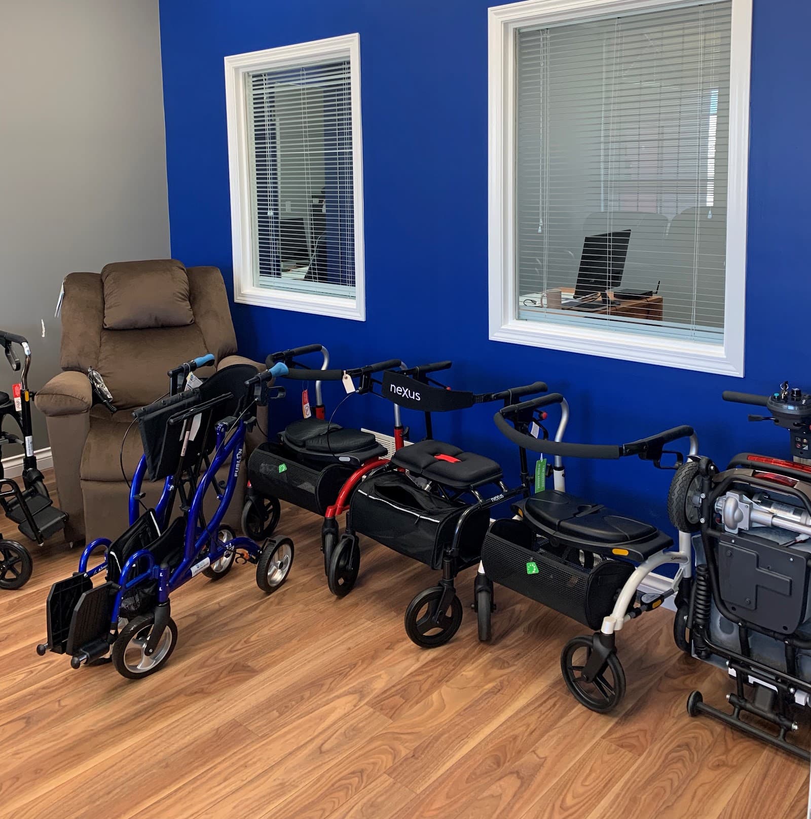 National Seating & Mobility, Inc., wheelchairs in Nanaimo