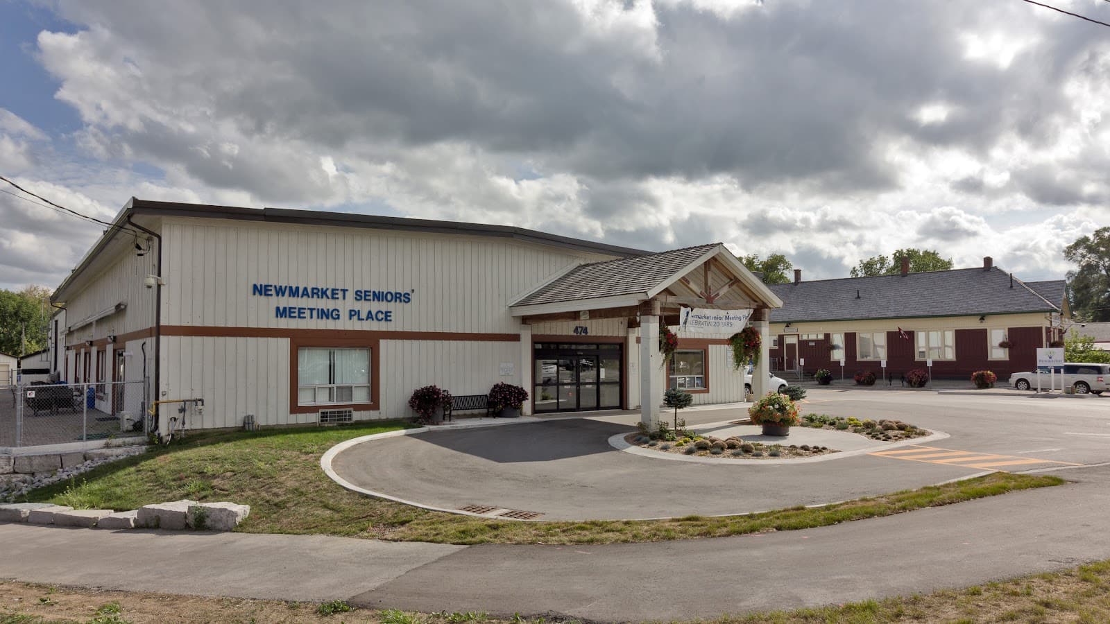 Newmarket Seniors' Meeting Place photo 1