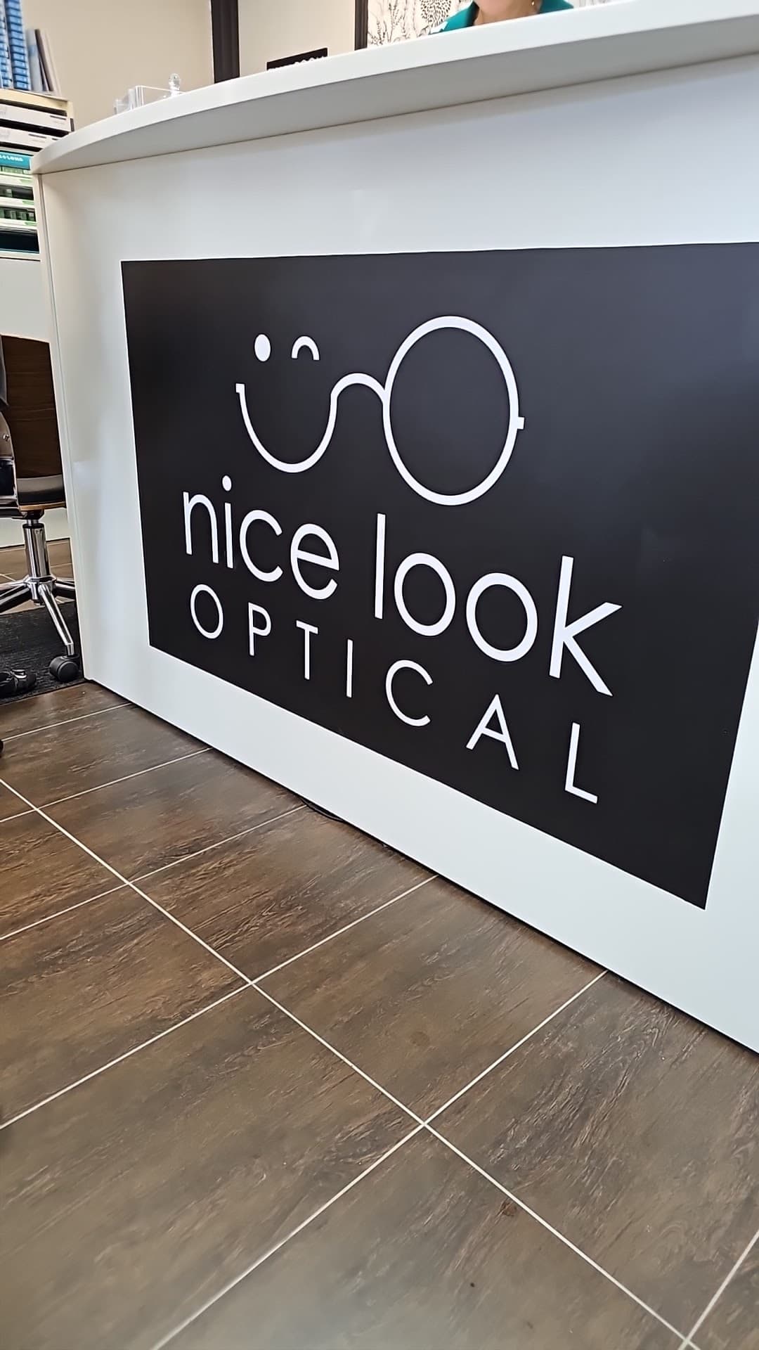 Nice Look Optical photo 4