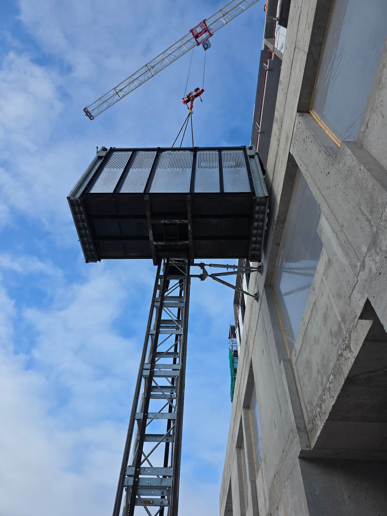 Noah Elevator photo 4