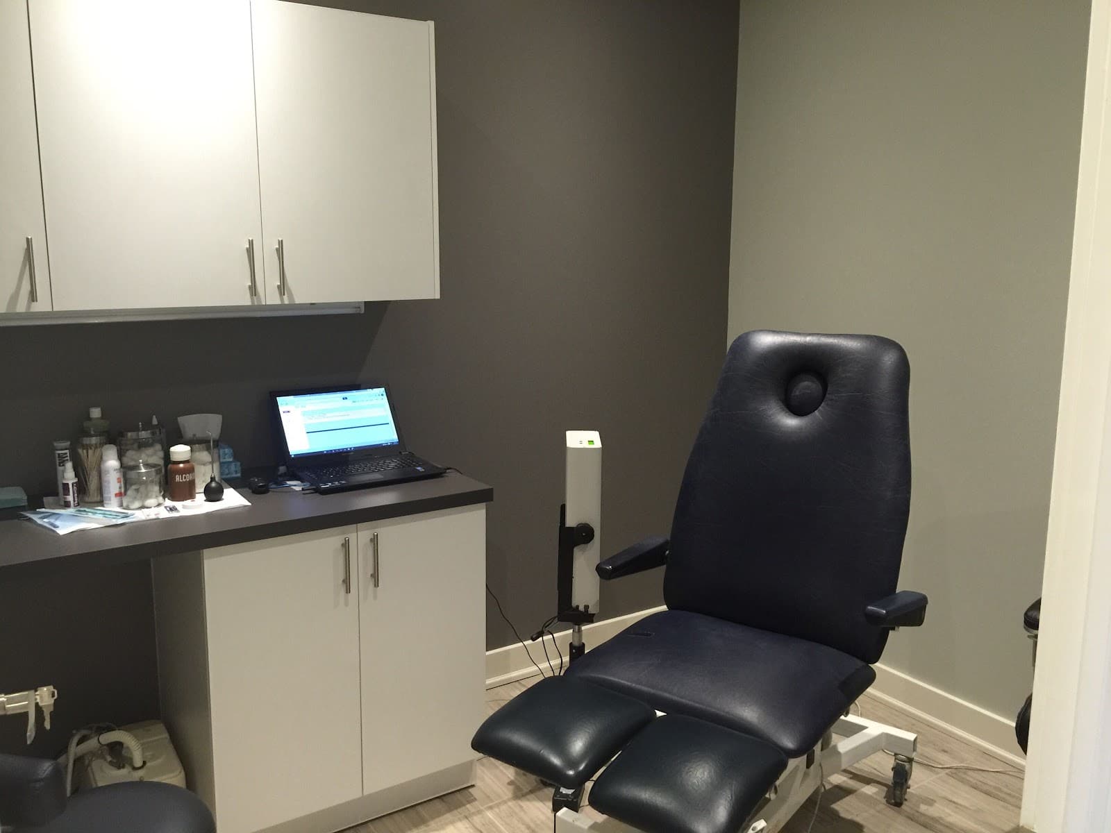 North York Foot Clinic, podiatry & foot care in Toronto, photo 4